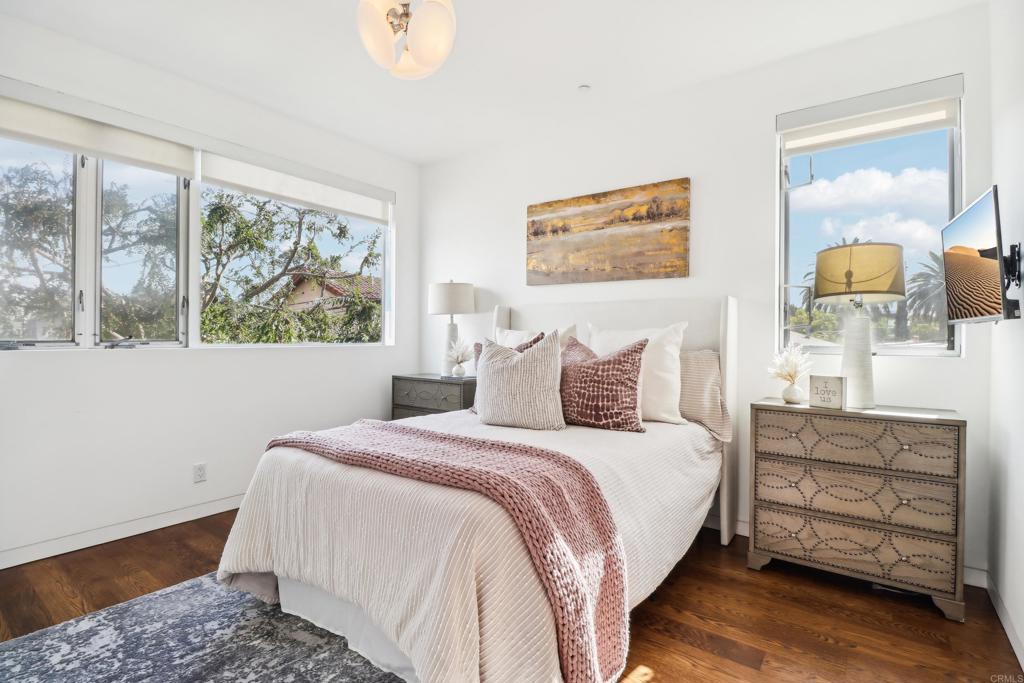 Venice, California, 90291, United States, 4 Bedrooms Bedrooms, ,4 BathroomsBathrooms,Residential,For Sale,1987305