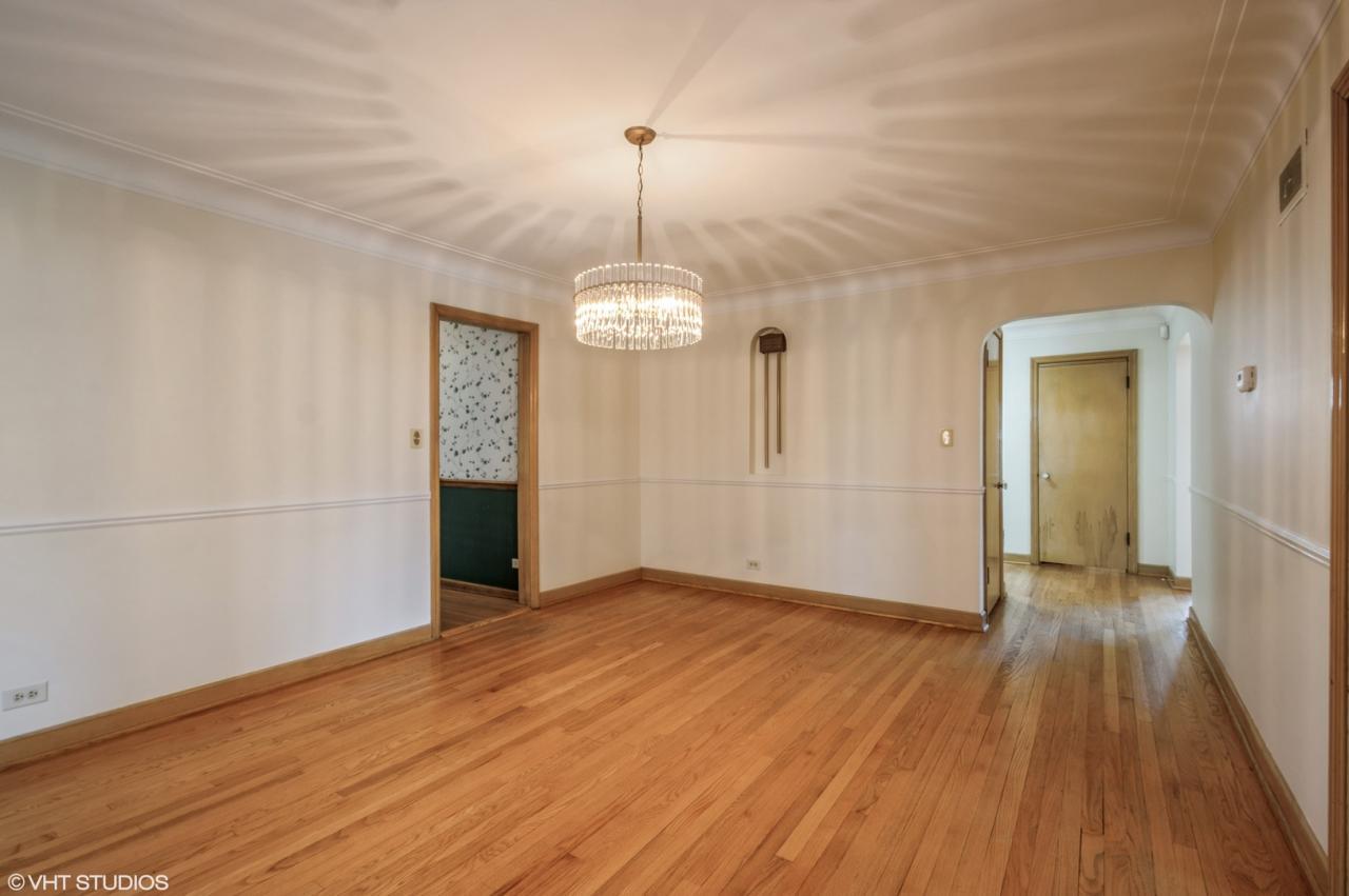 7527 W Wabansia Avenue W, Elmwood Park, Illinois, 60707, United States, 4 Bedrooms Bedrooms, ,4 BathroomsBathrooms,Residential,For Sale,7527 w wabansia AVE w,1635528