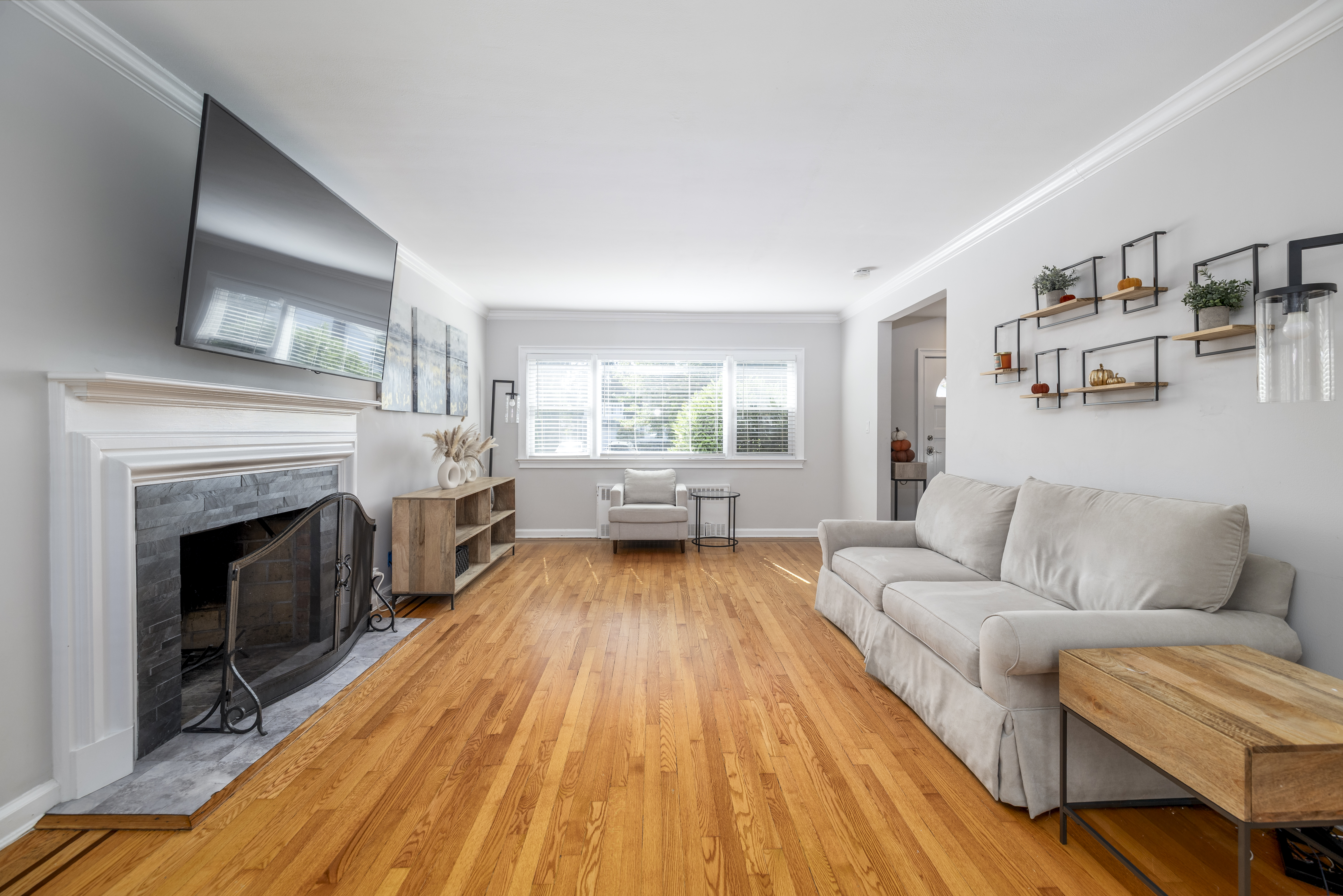  601 Lakeview Avenue, Rockville Centre, NY, 11570 - 物件實景