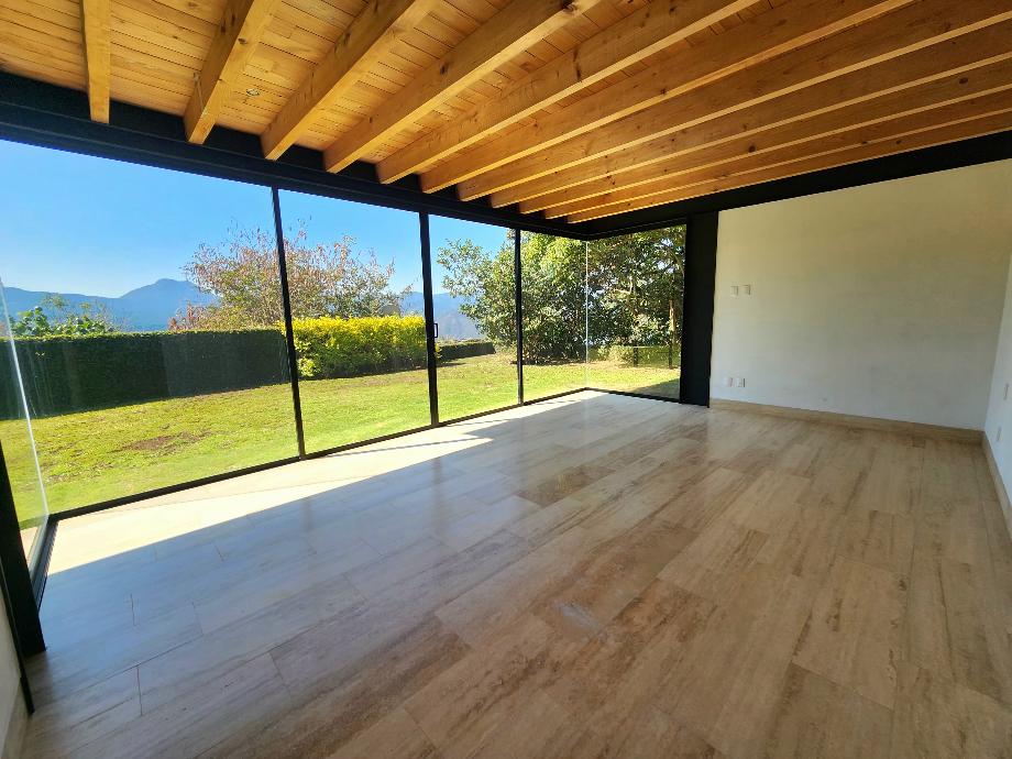 Valle de Bravo, Estado de México, 51200, Mexico, 4 Bedrooms Bedrooms, ,4 BathroomsBathrooms,Residential,For Sale,1722310