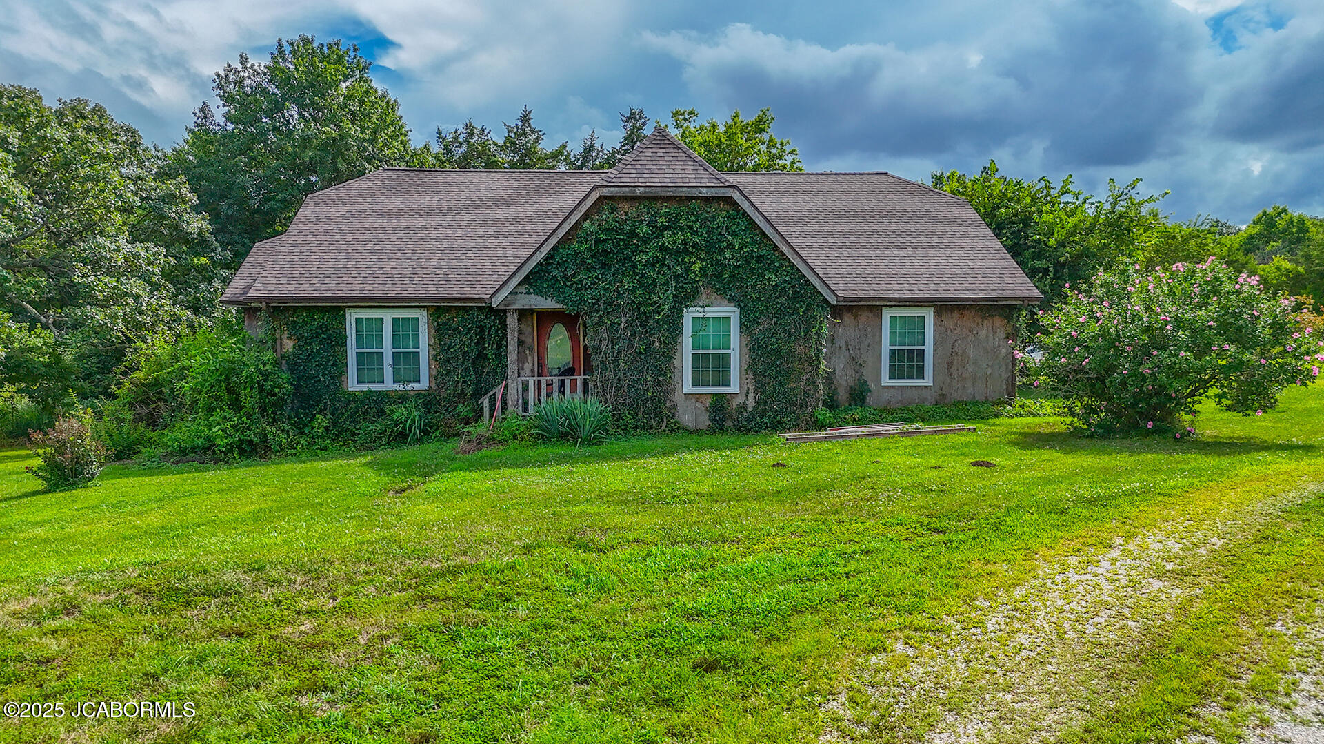 New Bloomfield, Missouri, 65063, United States, 3 Bedrooms Bedrooms, ,2 BathroomsBathrooms,Residential,For Sale,1978608