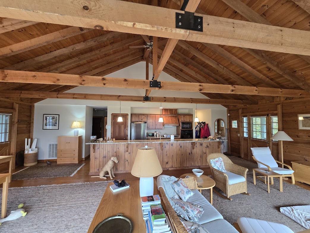 Warrensville, North Carolina, 28693, United States, 2 Bedrooms Bedrooms, ,2 BathroomsBathrooms,Residential,For Sale,1982340