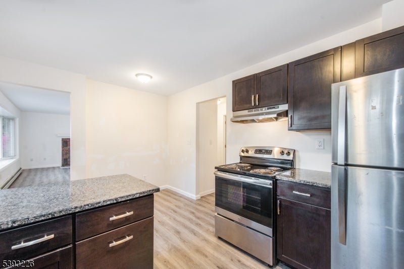 North Haledon Boro, New Jersey, 07508, United States, 5 Bedrooms Bedrooms, ,2 BathroomsBathrooms,Residential,For Sale,1976874