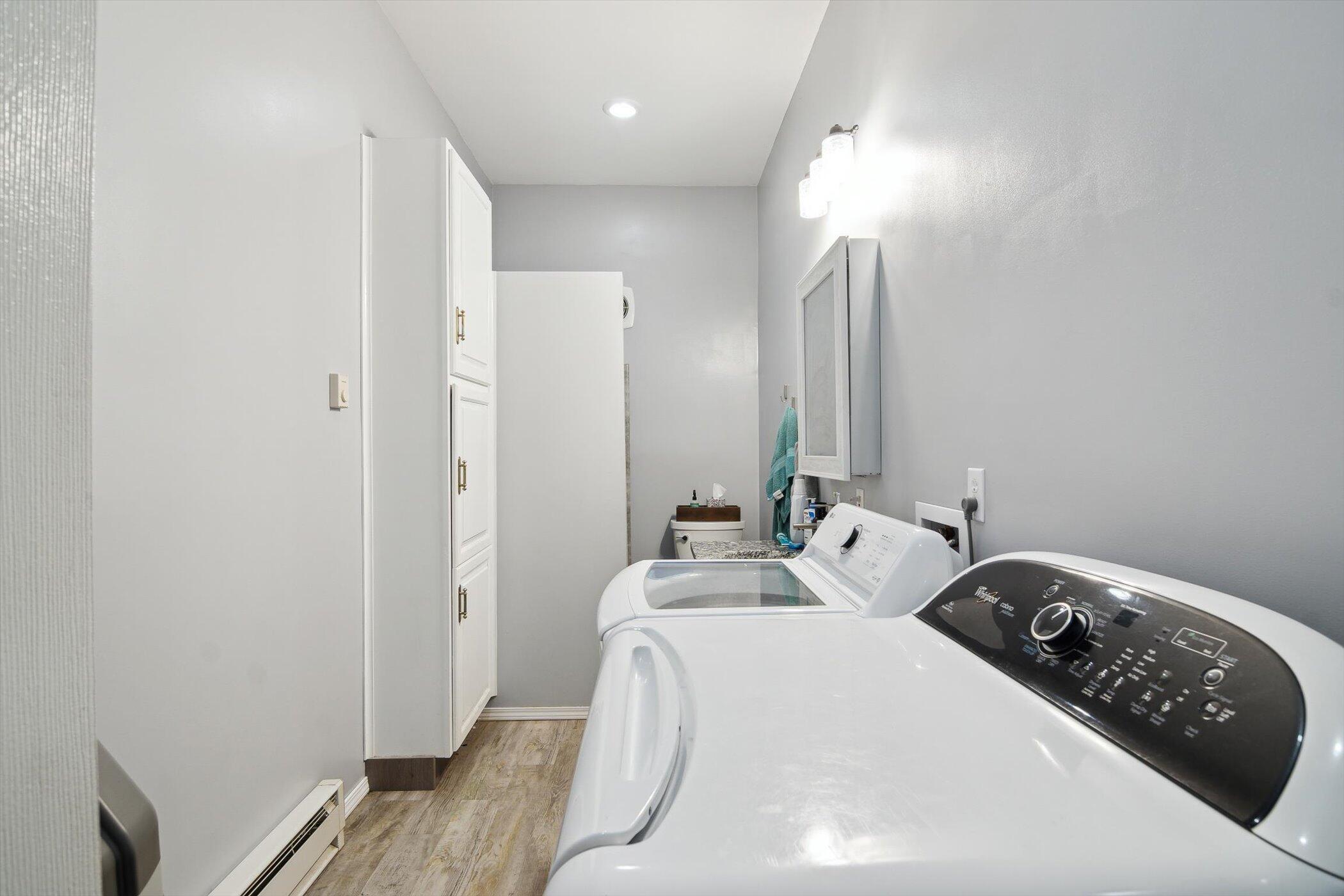 Hillsdale, Michigan, 49242, United States, 6 Bedrooms Bedrooms, ,4 BathroomsBathrooms,Residential,For Sale,1974672