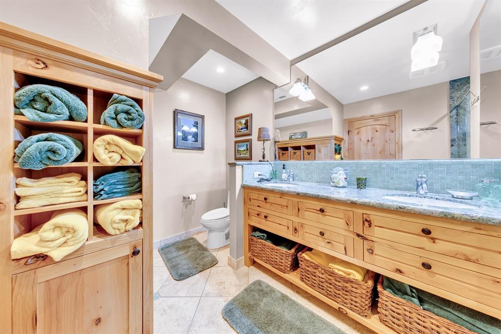 Lake Almanor West, California, 96020, United States, 6 Bedrooms Bedrooms, ,4 BathroomsBathrooms,Residential,For Sale,1950593