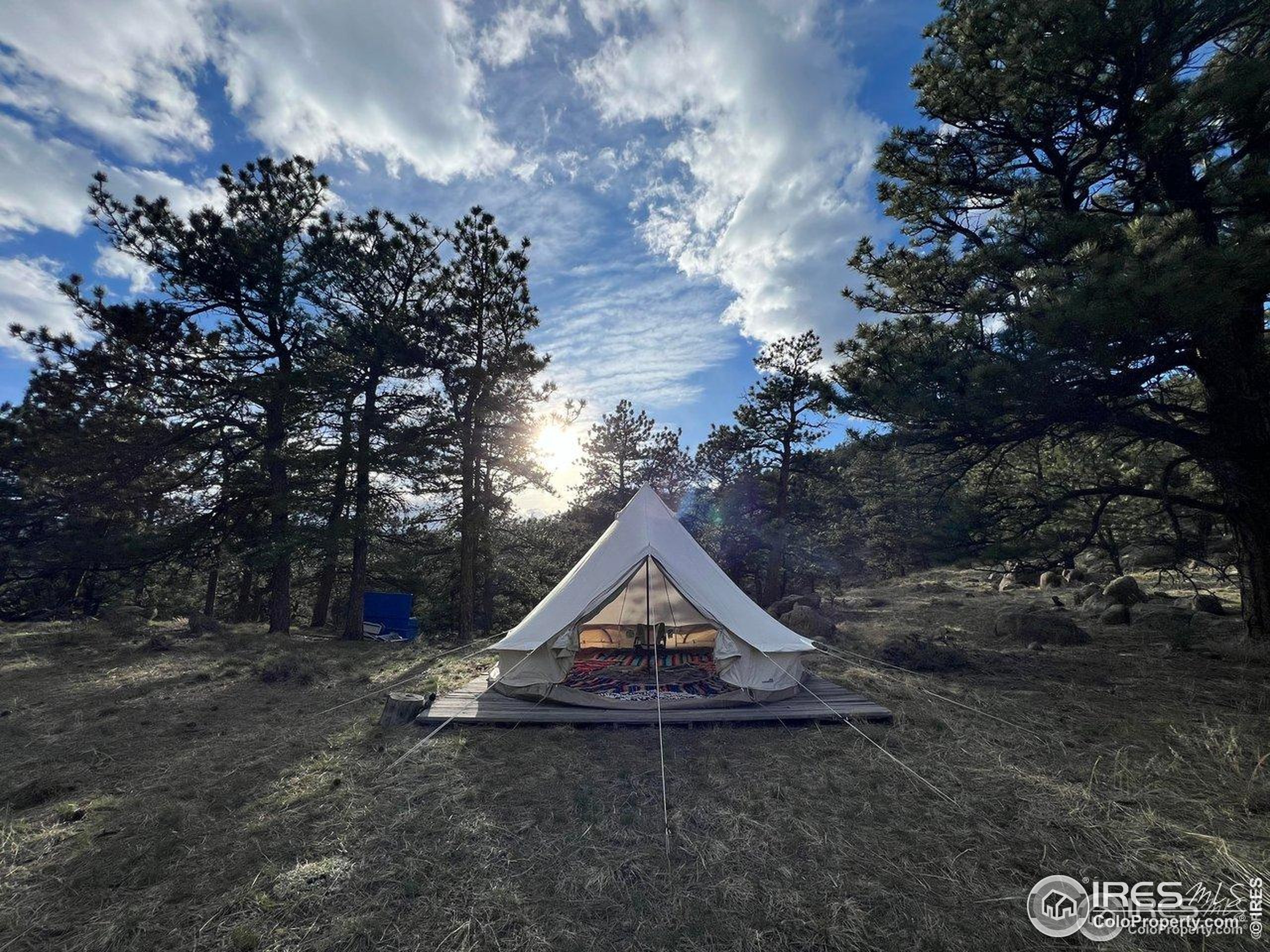 Lyons, Colorado, 80540, United States, 3 Bedrooms Bedrooms, ,2 BathroomsBathrooms,Residential,For Sale,1856959