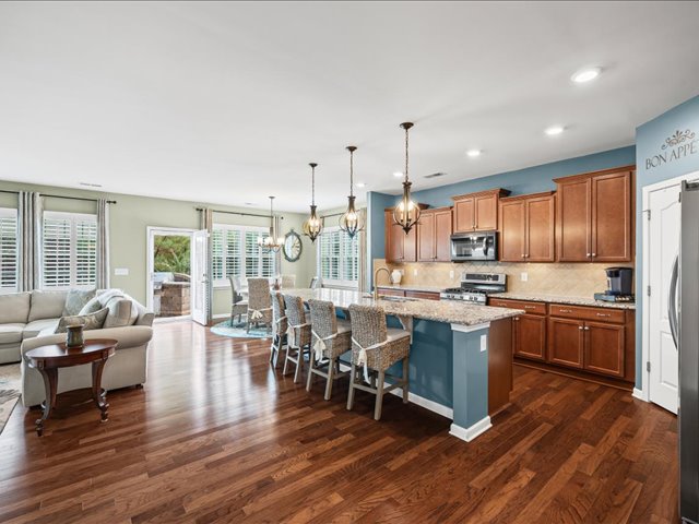 Fort Mill, South Carolina, 29715, United States, 3 Bedrooms Bedrooms, ,3 BathroomsBathrooms,Residential,For Sale,1981901