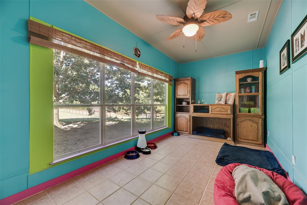 Melissa, Texas, 75454, United States, 4 Bedrooms Bedrooms, ,4 BathroomsBathrooms,Residential,For Sale,1986507