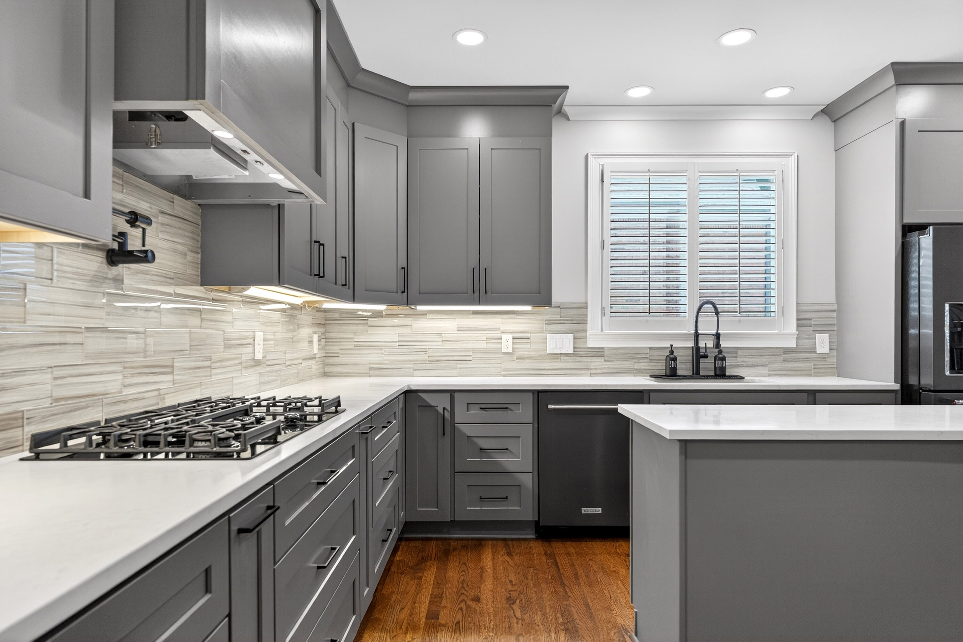  New in Wellington Lake, Peachtree Corners - 物件實景