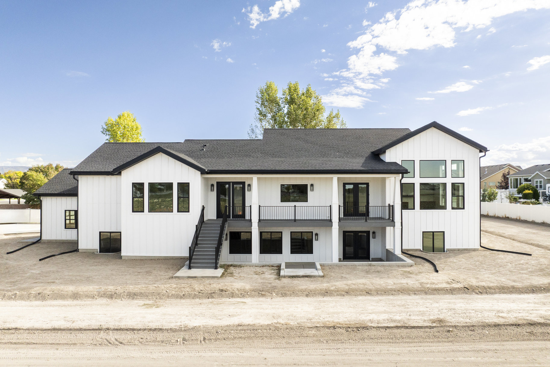  Modern Farm House - 物件實景