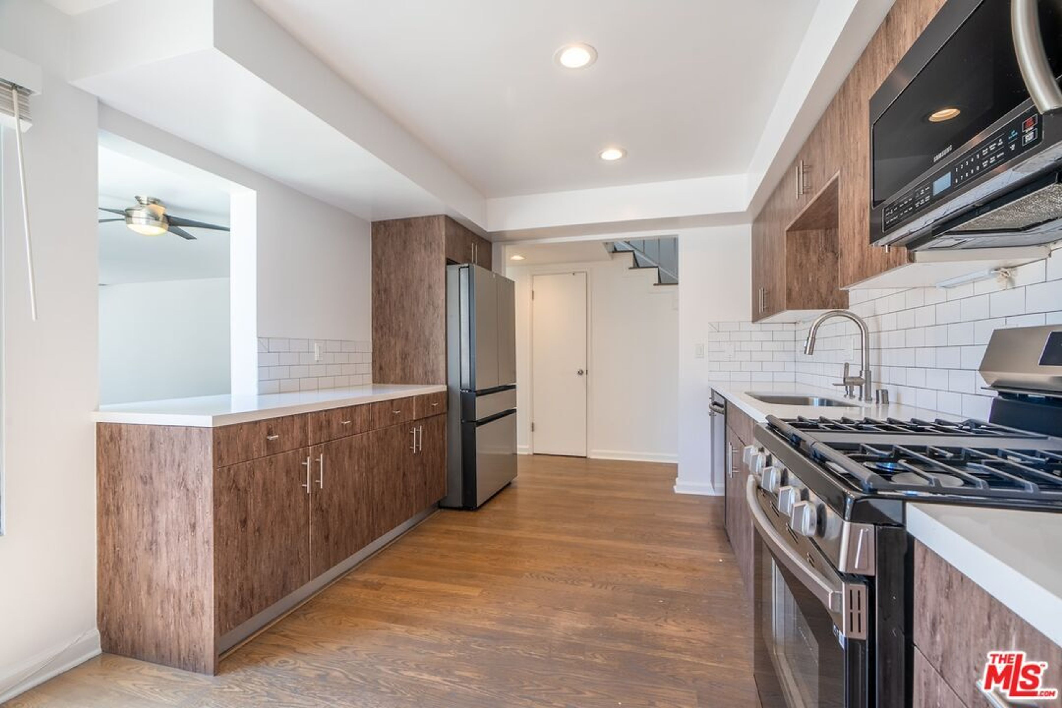  7301 Vista Del Mar, B105 - 物件實景