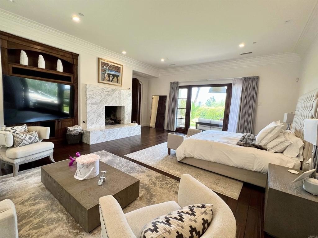 San Diego, California, 92130, United States, 8 Bedrooms Bedrooms, ,9 BathroomsBathrooms,Residential,For Sale,1932906