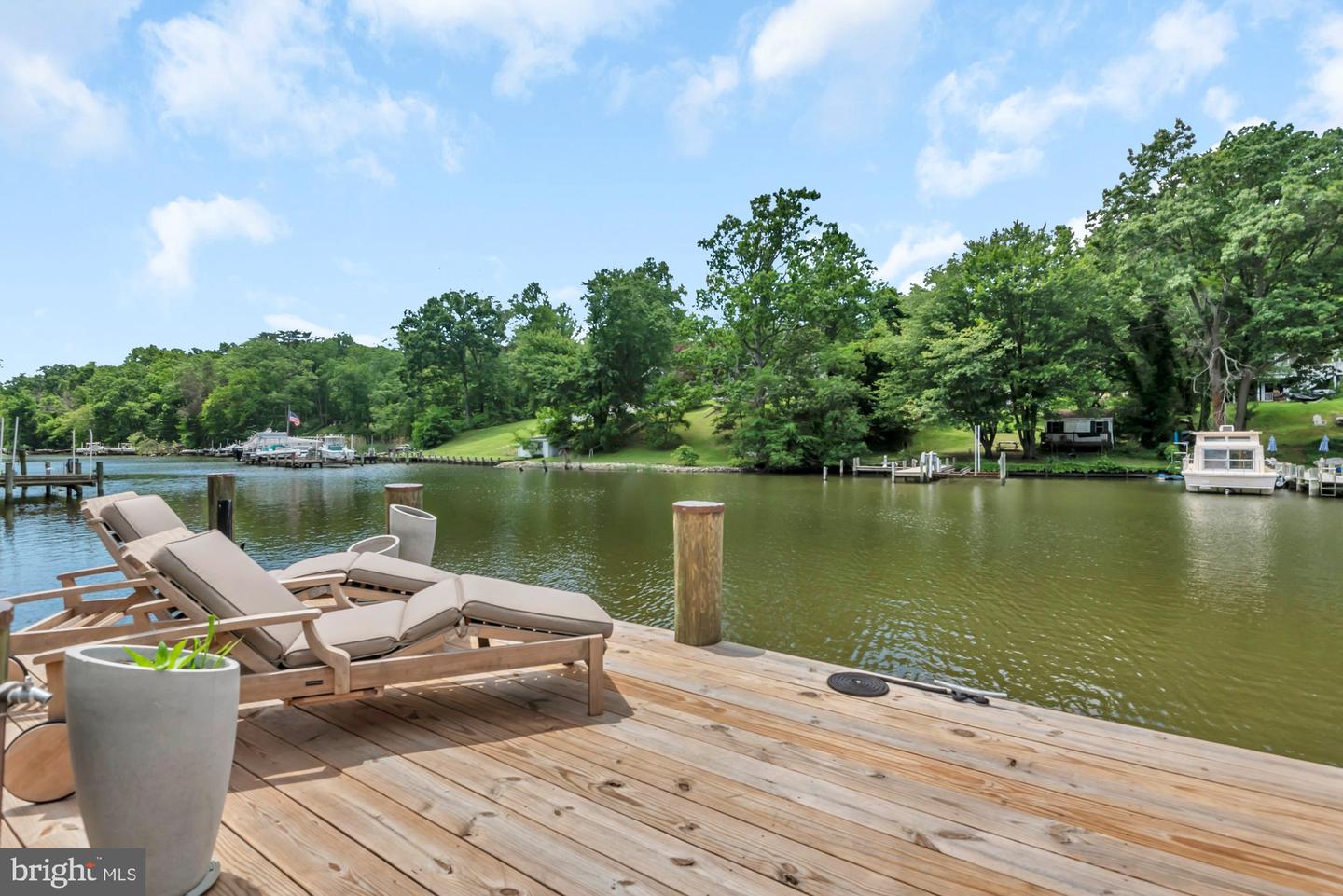Pasadena, Maryland, 21122, United States, 2 Bedrooms Bedrooms, ,2 BathroomsBathrooms,Residential,For Sale,1837604