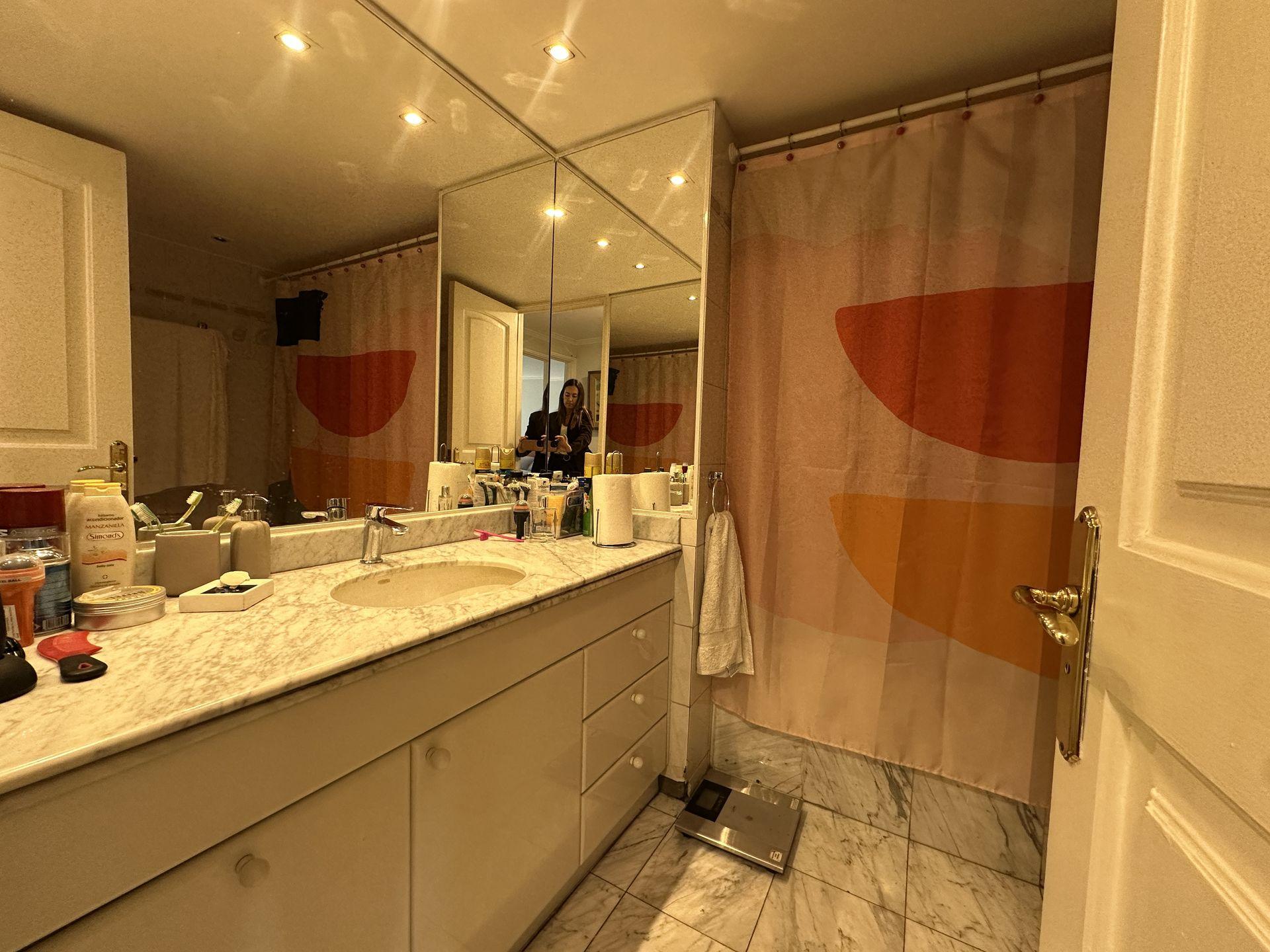 Vitacura, Chile, 3 Bedrooms Bedrooms, ,3 BathroomsBathrooms,Residential,For Sale,1911226