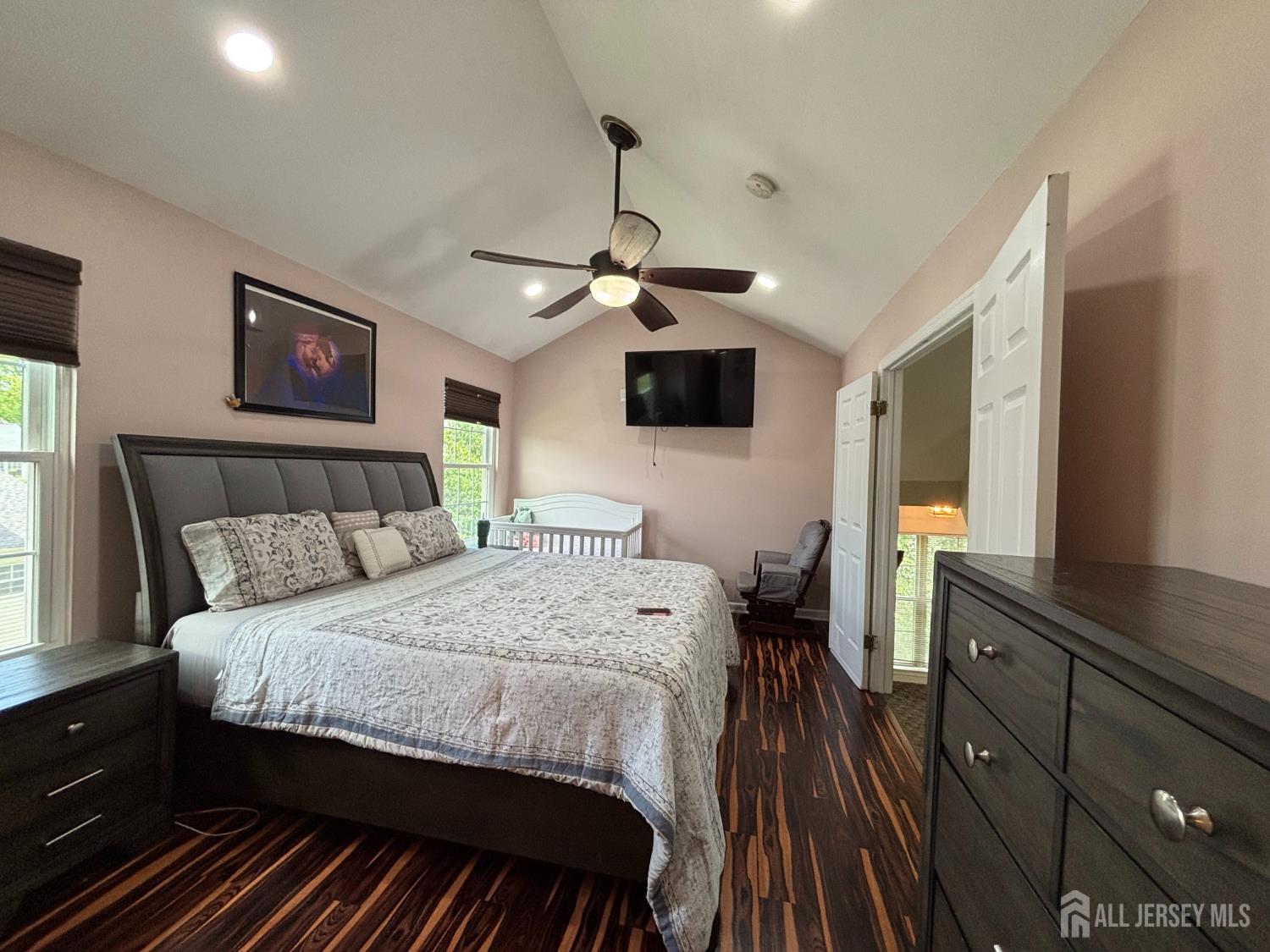 North Brunswick, New Jersey, 08902, United States, 3 Bedrooms Bedrooms, ,3 BathroomsBathrooms,Residential,For Sale,2048487