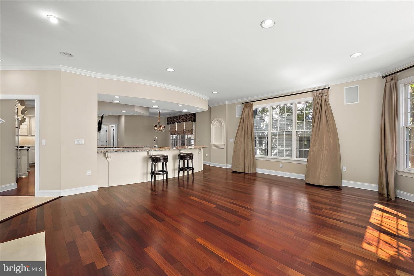 Salisbury, Maryland, 21801, United States, 4 Bedrooms Bedrooms, ,4 BathroomsBathrooms,Residential,For Sale,1874364