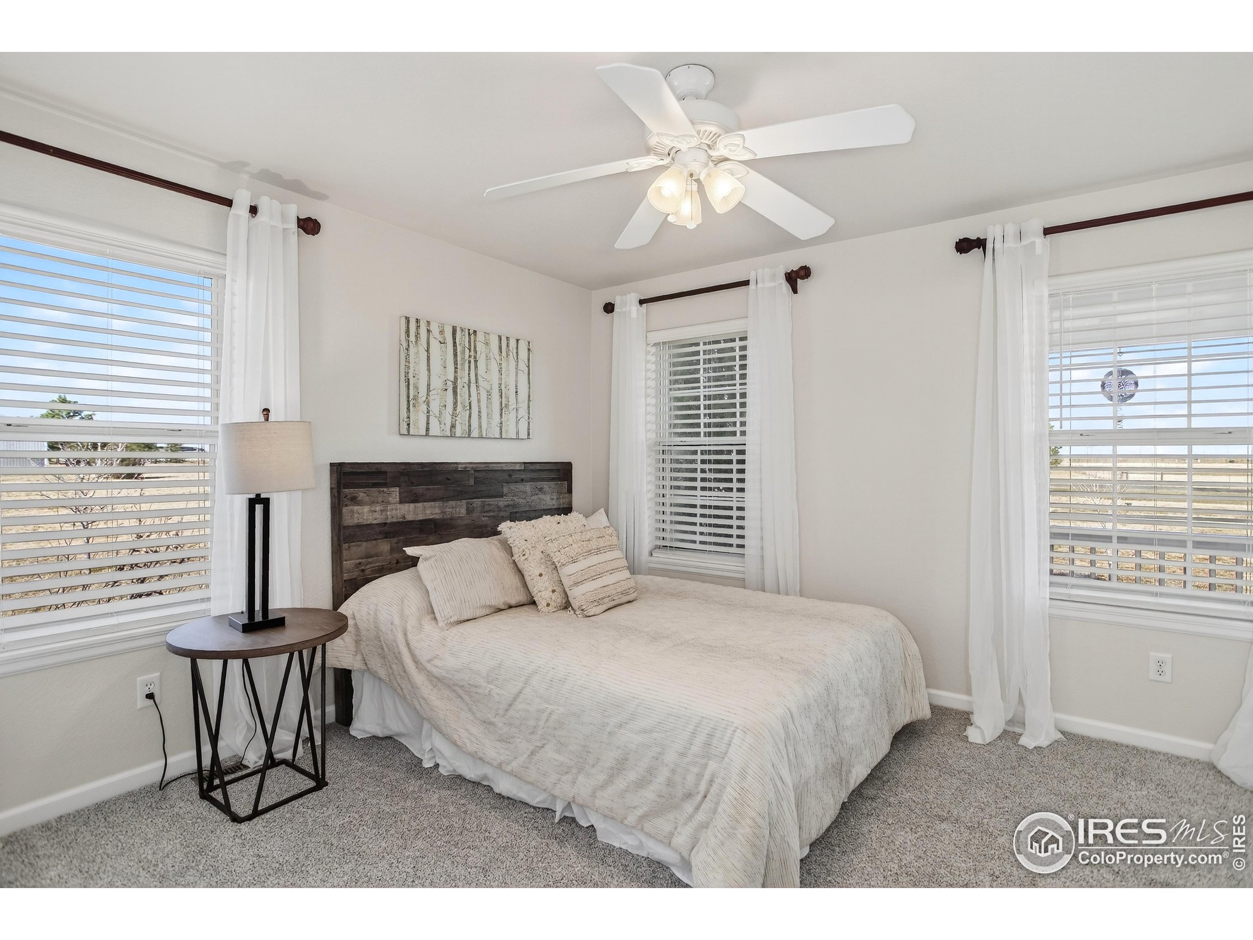 Strasburg, Colorado, 80136, United States, 3 Bedrooms Bedrooms, ,4 BathroomsBathrooms,Residential,For Sale,1991126