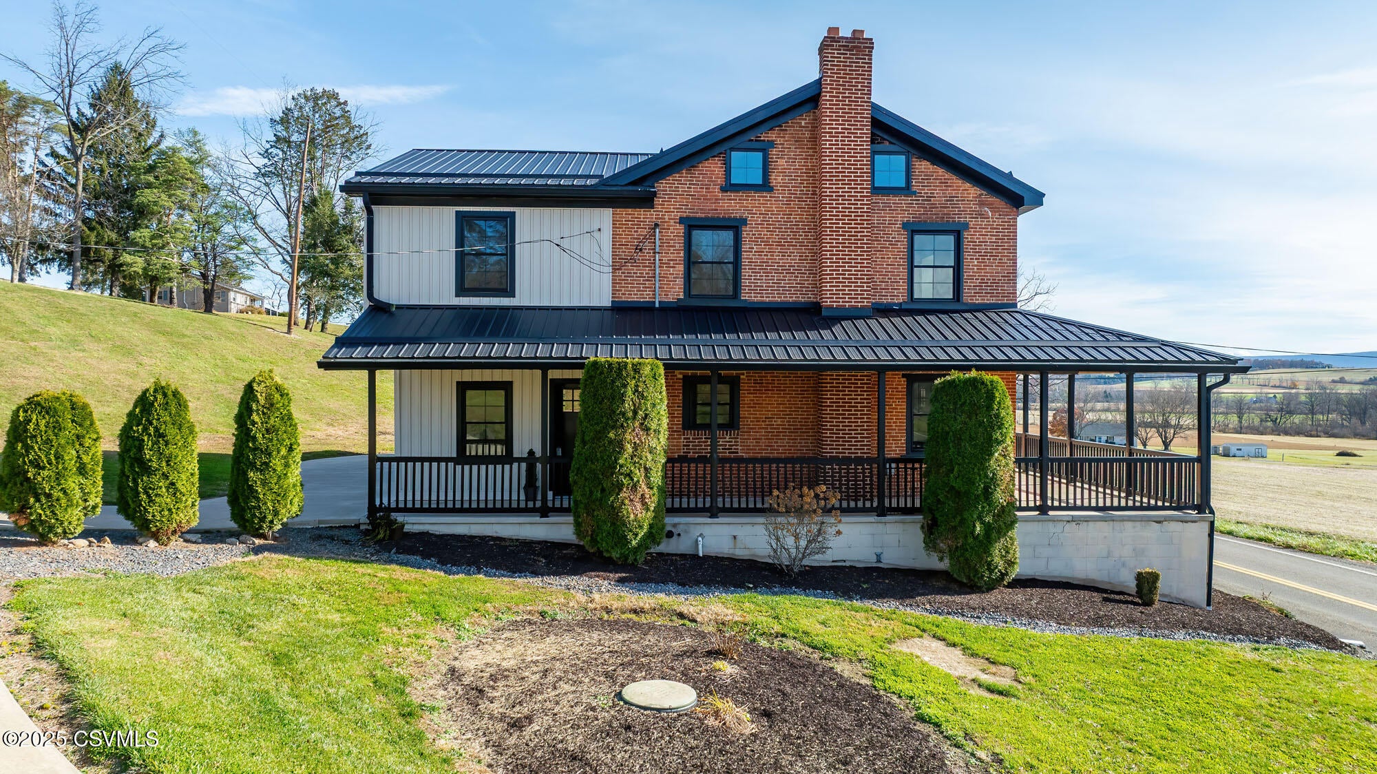 Berwick, Pennsylvania, 18603, United States, 4 Bedrooms Bedrooms, ,2 BathroomsBathrooms,Residential,For Sale,1993834