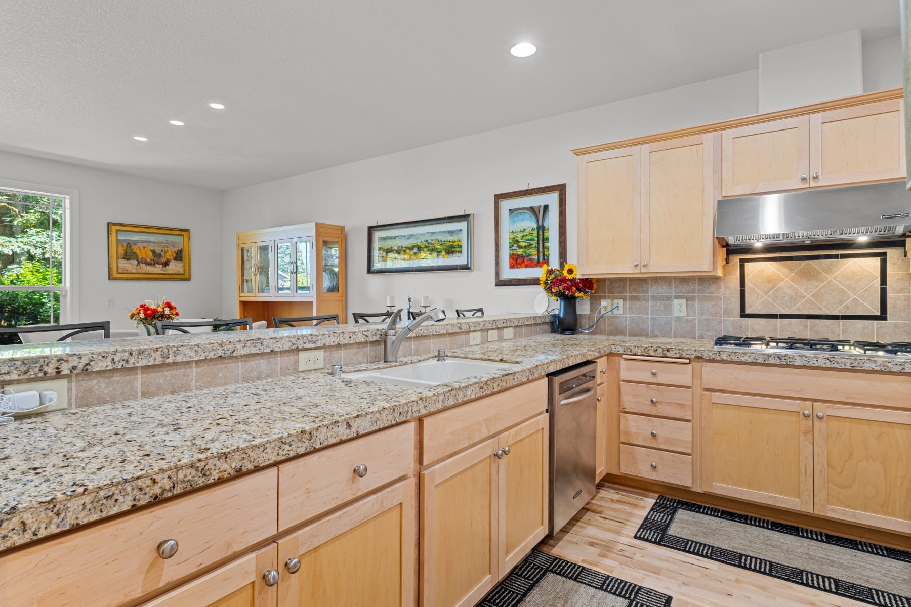  211 SE 198TH PL Camas, WA 98607 - 物件實景