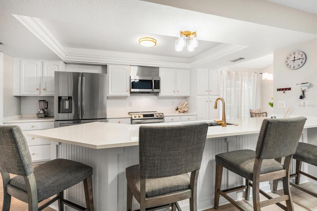 Clearwater, Florida, 33761, United States, 5 Bedrooms Bedrooms, ,3 BathroomsBathrooms,Residential,For Sale,1919685