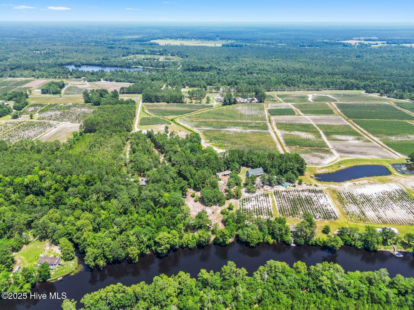 Burgaw, North Carolina, 28425, United States, 3 Bedrooms Bedrooms, ,2 BathroomsBathrooms,Residential,For Sale,1910995