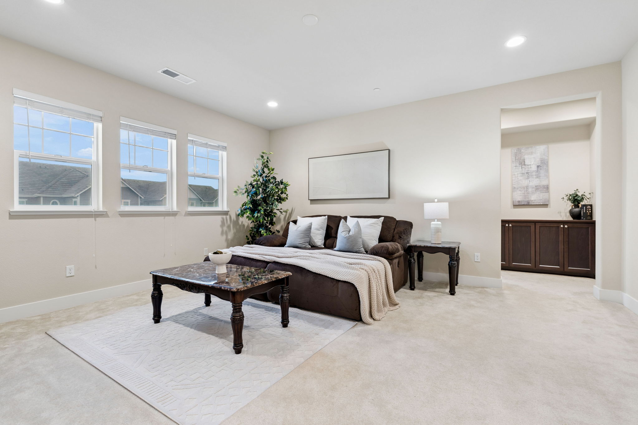  633 W Waterman Drive - 物件實景
