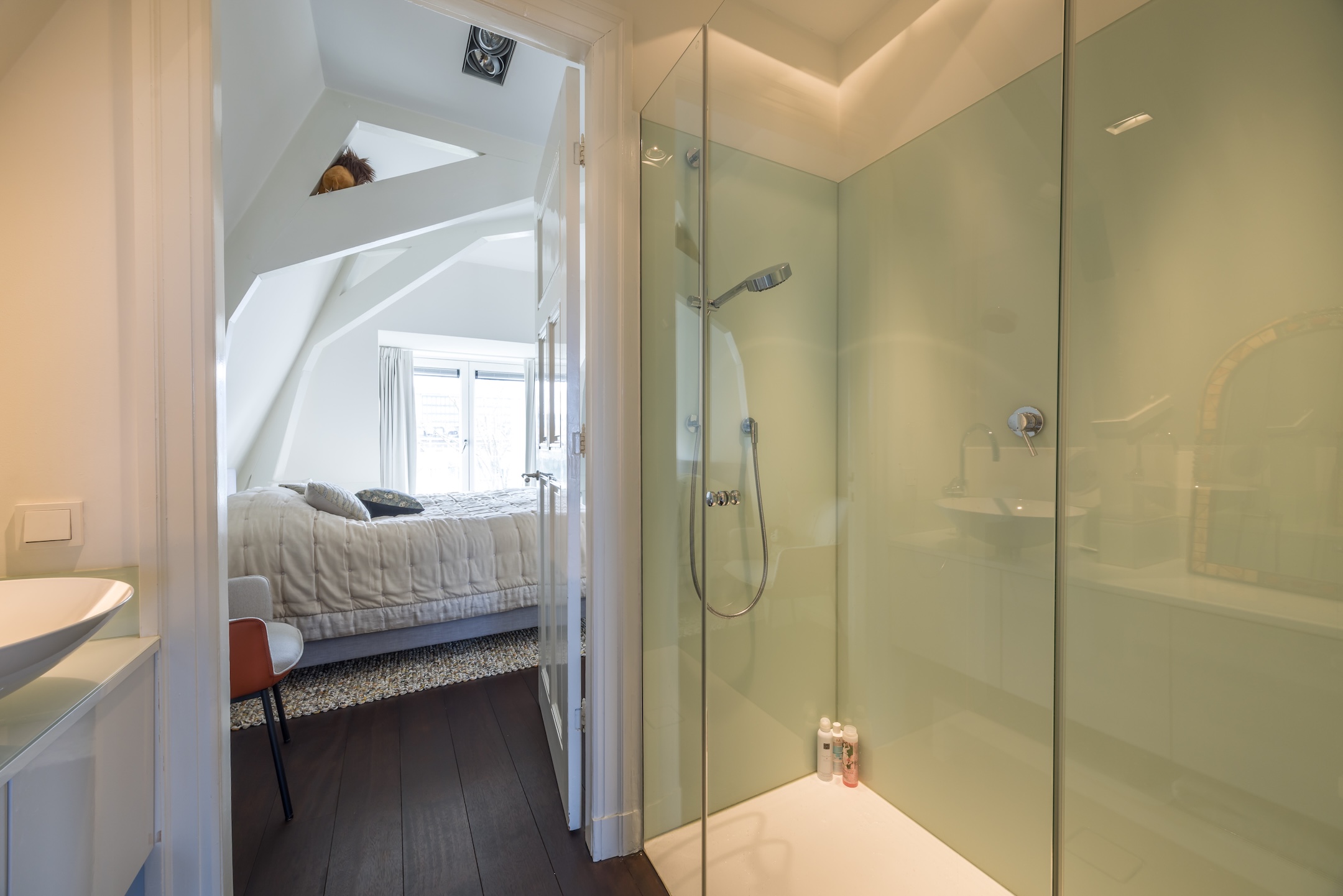  Charming and Spacious Townhouse in the Desirable Benoordenhout District Located - 物件實景