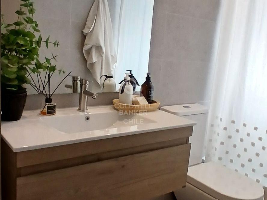 Peñalolén, Chile, 4 Bedrooms Bedrooms, ,3 BathroomsBathrooms,Residential,For Sale,1850186