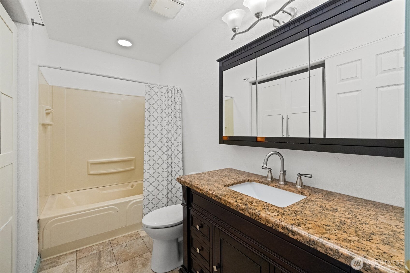 Sequim, Washington, 98382, United States, 3 Bedrooms Bedrooms, ,2 BathroomsBathrooms,Residential,For Sale,2010720