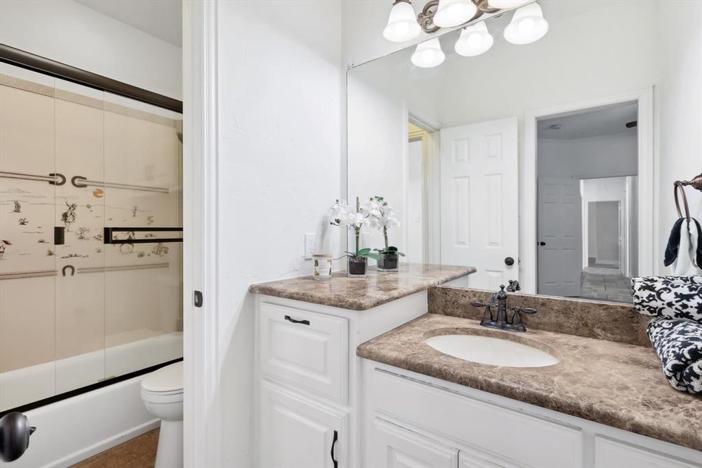 Pilot Point, Texas, 76258, United States, 5 Bedrooms Bedrooms, ,4 BathroomsBathrooms,Residential,For Sale,1980734