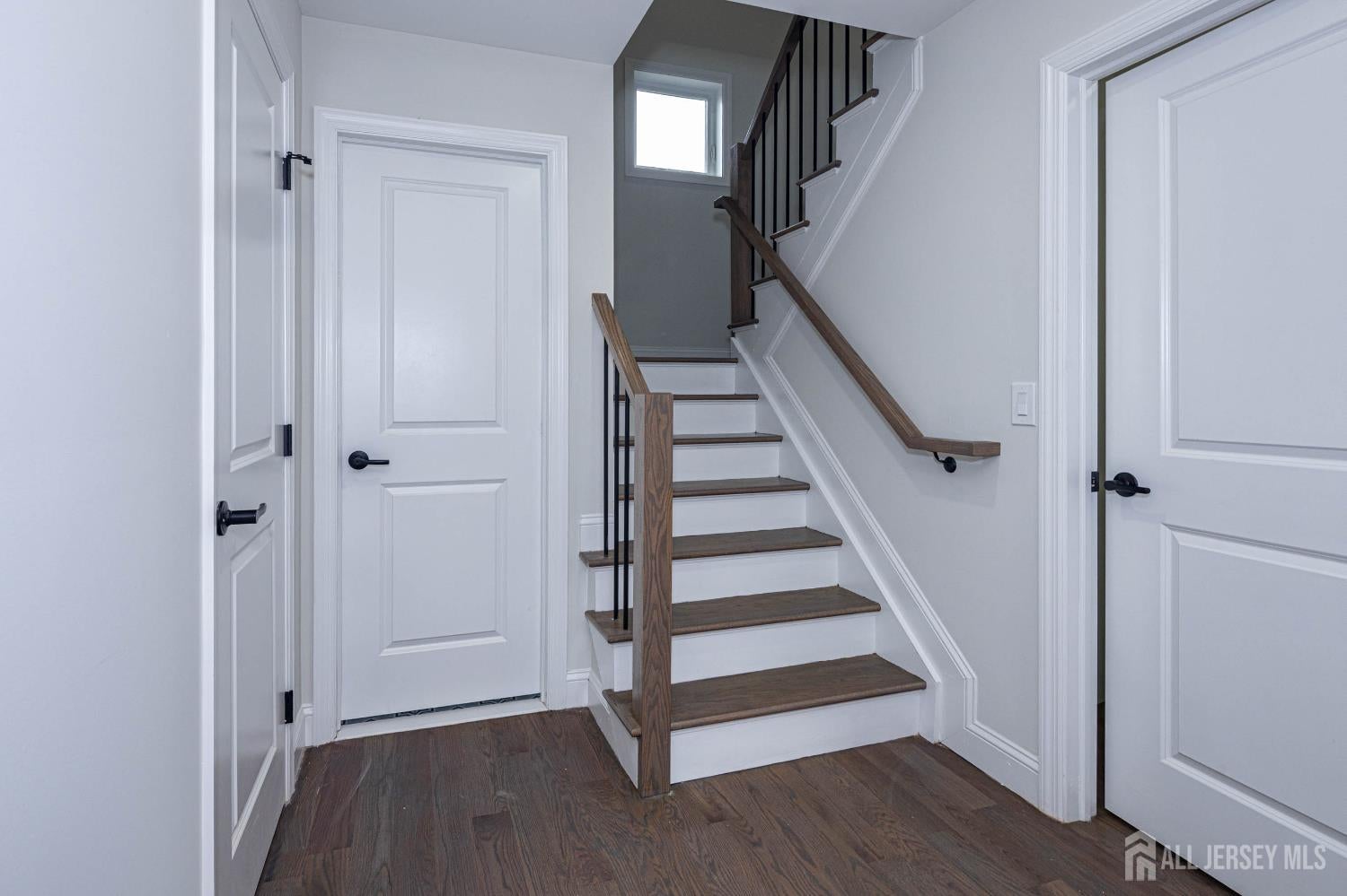 Sayreville, New Jersey, 08872, United States, 4 Bedrooms Bedrooms, ,3 BathroomsBathrooms,Residential,For Sale,1973681