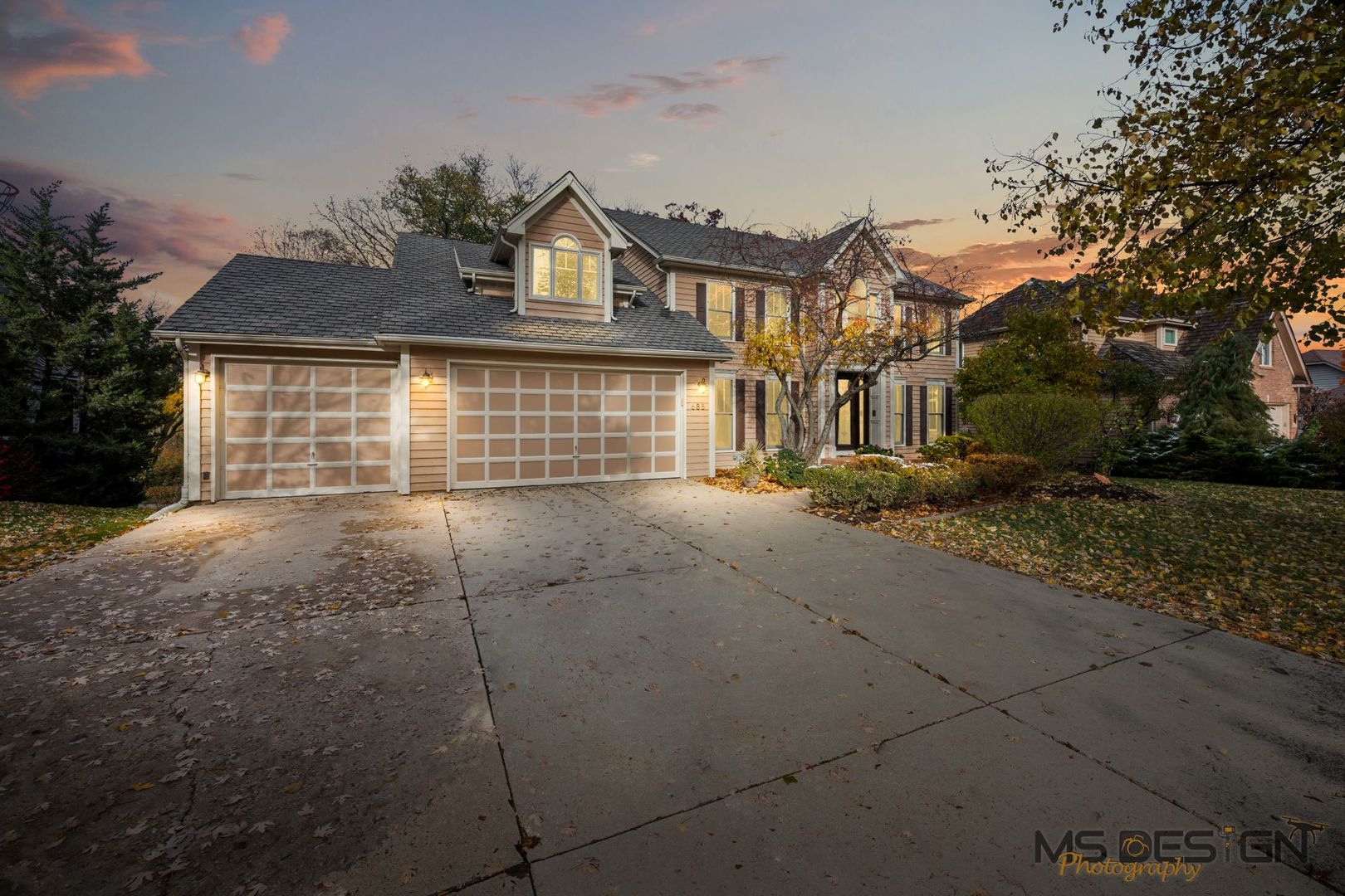 West Chicago, Illinois, 60185, United States, 4 Bedrooms Bedrooms, ,4 BathroomsBathrooms,Residential,For Sale,1991101