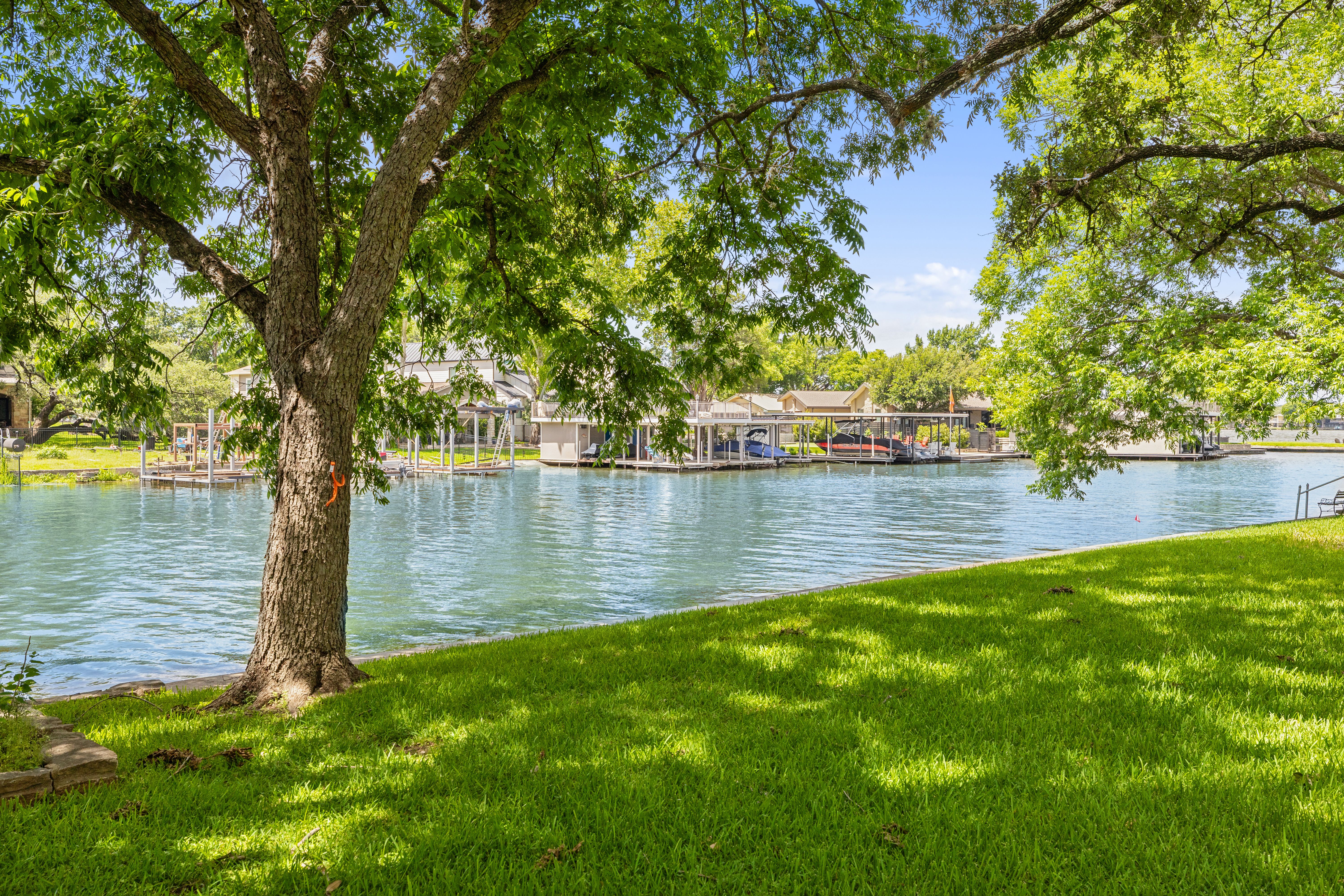  Prime Lake LBJ Waterfront Opportunity - 物件實景