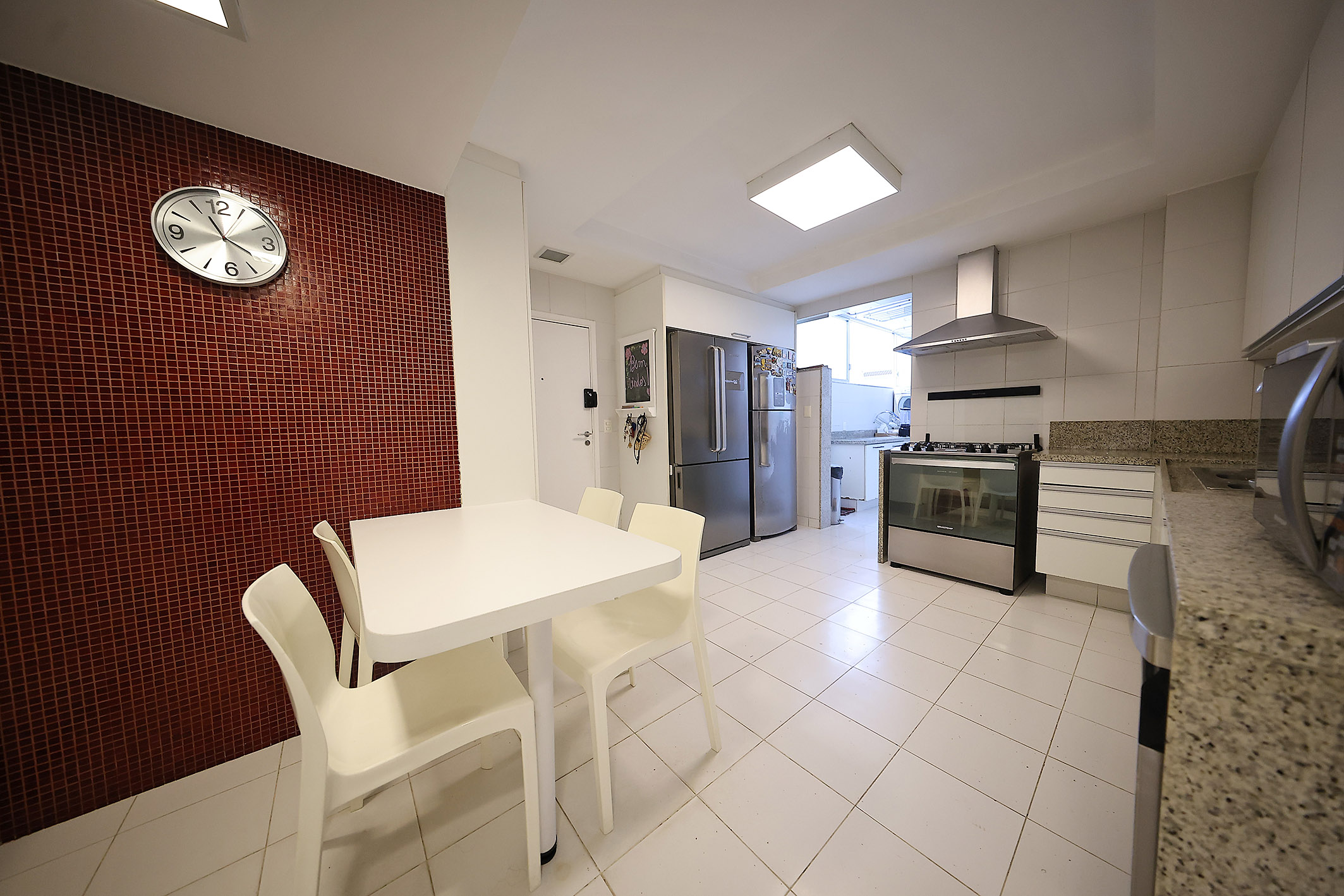  Classic four-bedroom apartment steps from Arpoador - 物件實景