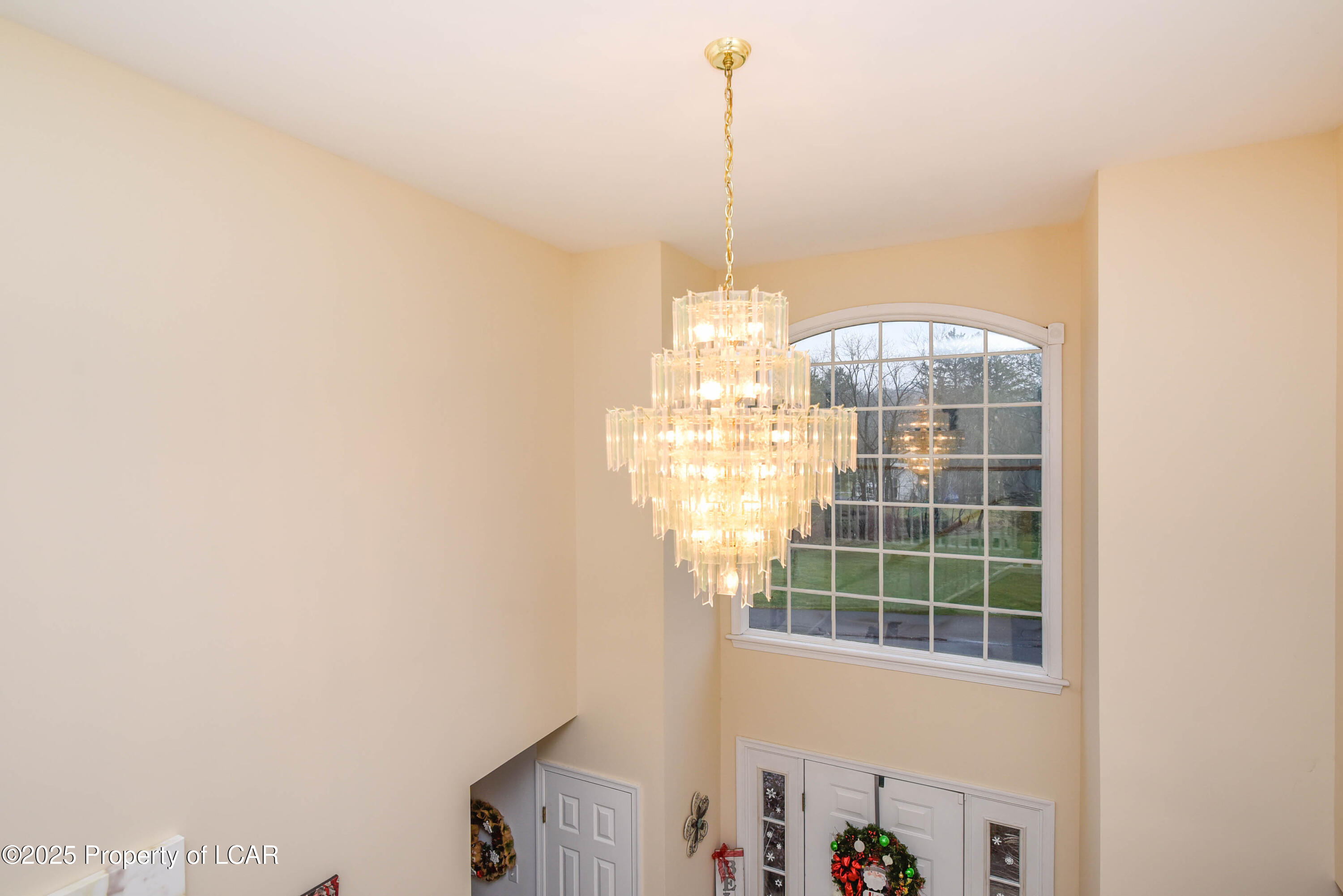 Dallas, Pennsylvania, 18612, United States, 4 Bedrooms Bedrooms, ,3 BathroomsBathrooms,Residential,For Sale,2005553