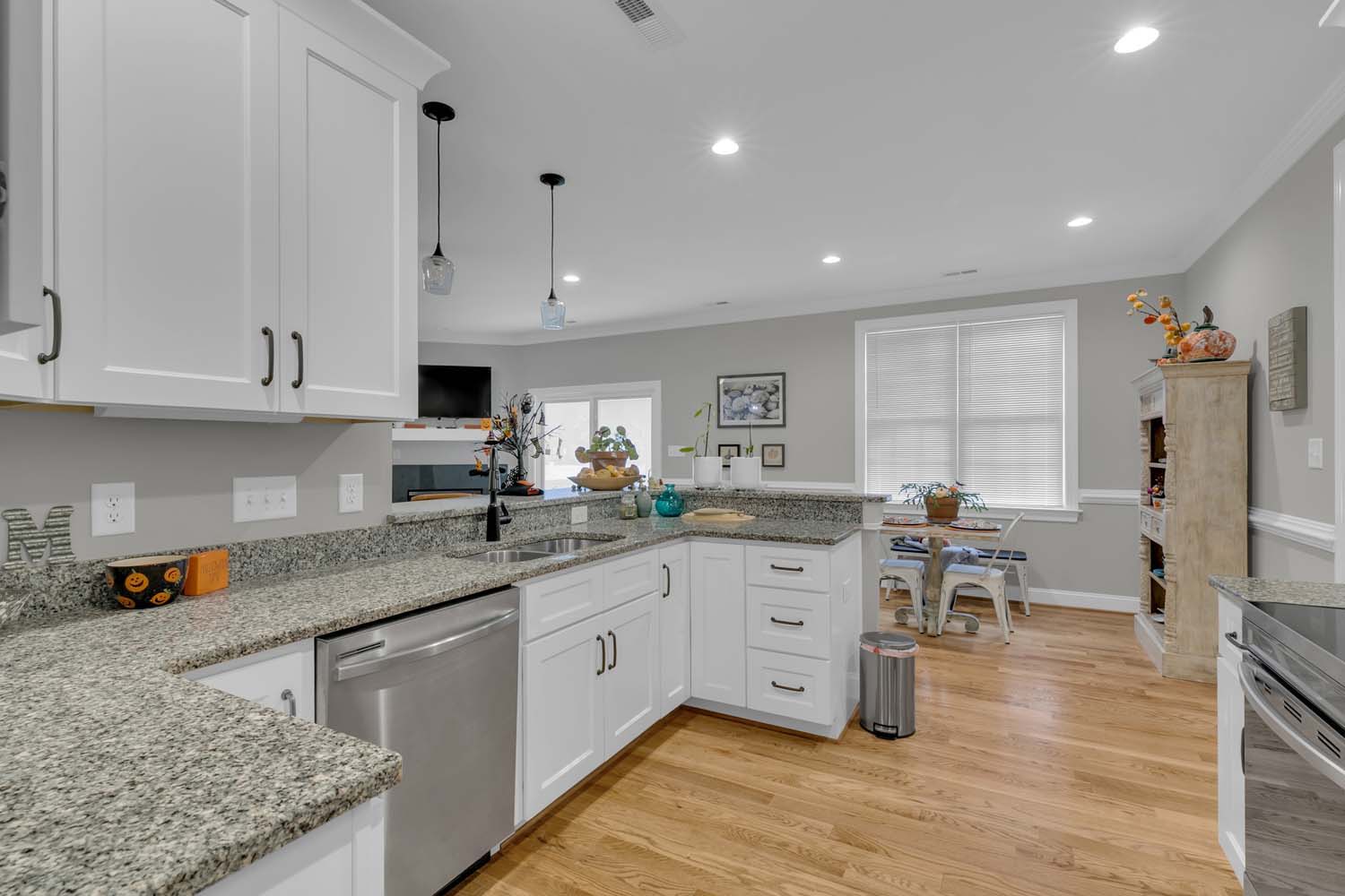 Gloucester, Virginia, 23061-3871, United States, 3 Bedrooms Bedrooms, ,3 BathroomsBathrooms,Residential,For Sale,1989895