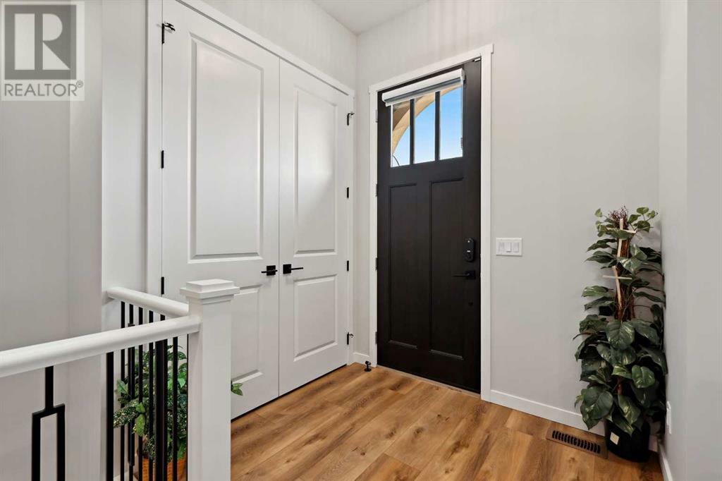 CALGARY, Alberta, T3M 2Z6, CA, 3 Bedrooms Bedrooms, ,2 BathroomsBathrooms,Residential,For Sale,1867473