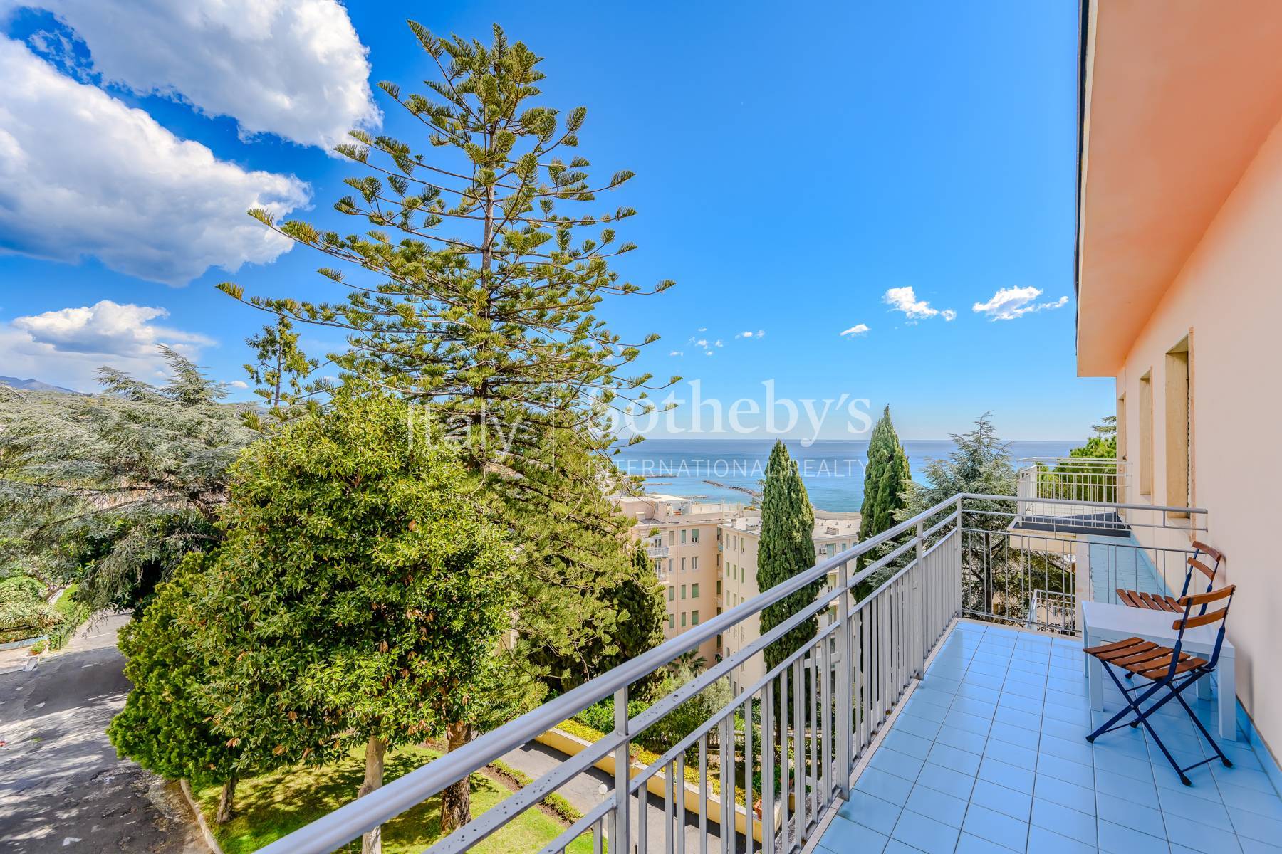  Sea view penthouse with large terrace in central Sanremo - 物件實景