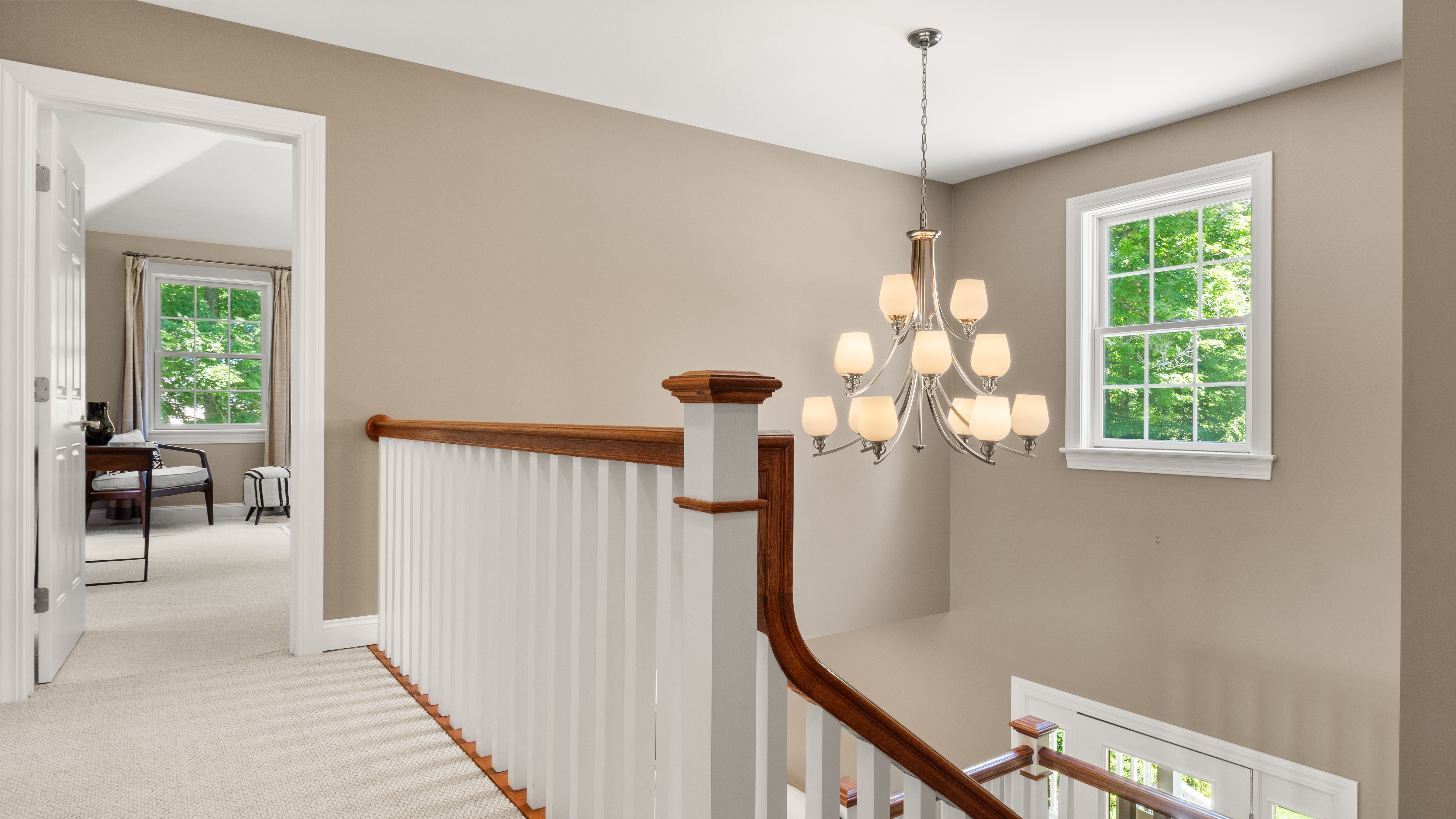  2008 4-Bed, 4-Bath Classic Home with Open Floor Plan and 3 Levels of Living Spac - 物件實景
