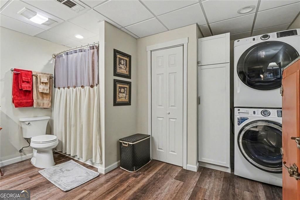 Loganville, Georgia, 30052, United States, 5 Bedrooms Bedrooms, ,5 BathroomsBathrooms,Residential,For Sale,2041121
