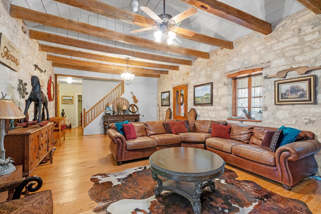 211 S Crockett St, Fredericksburg, Texas, 78624, United States, 3 Bedrooms Bedrooms, ,3 BathroomsBathrooms,Residential,For Sale,211 S Crockett St,1217754