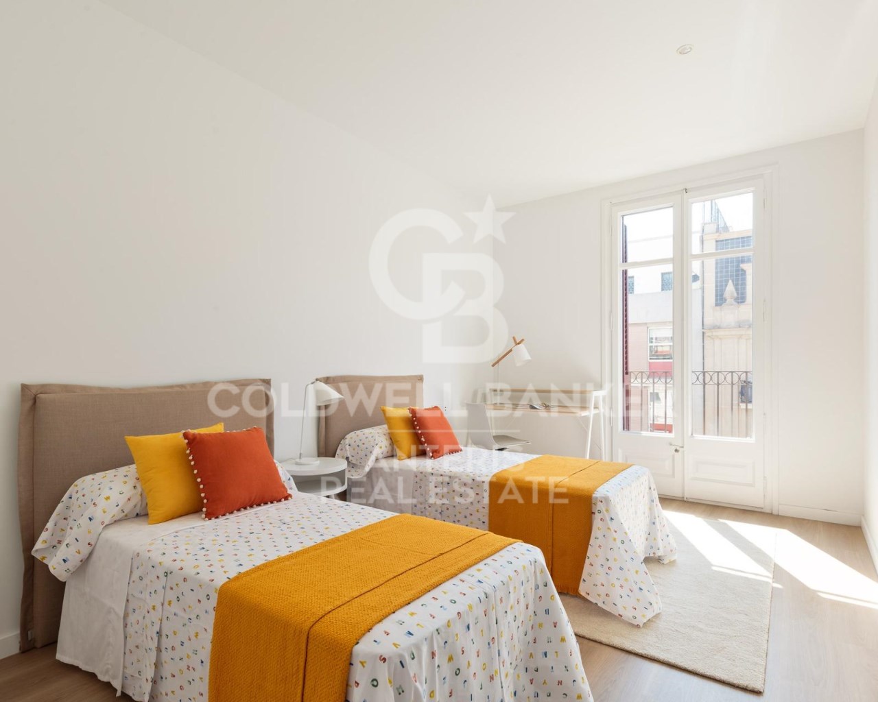 Barcelona, Barcelona, Eixample, La Dreta de l'Eix, Barcelona, Catalonia, ES, 4 Bedrooms Bedrooms, ,2 BathroomsBathrooms,Residential,For Sale,Barcelona, Barcelona, Eixample, La Dreta de l'Eix,1626735