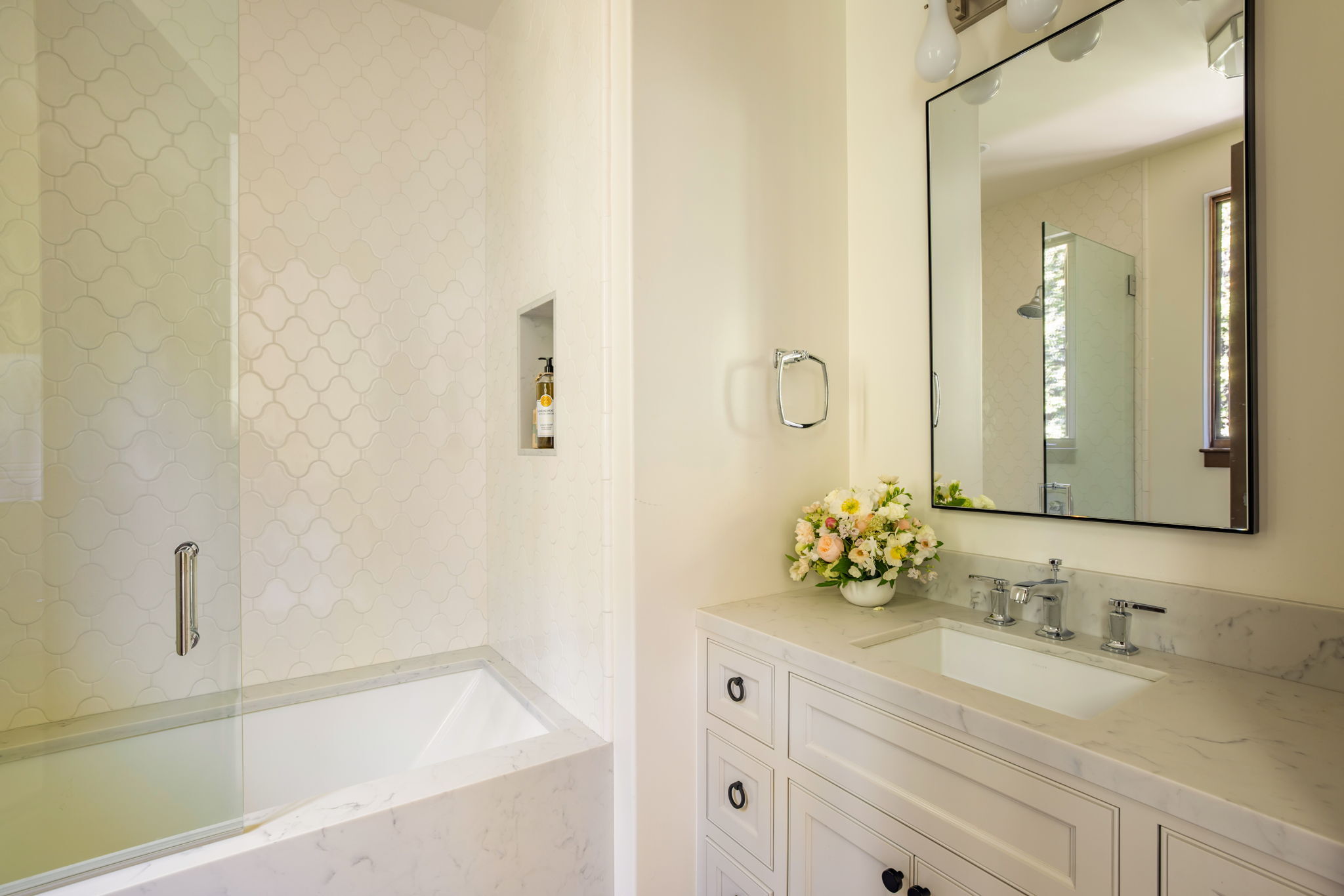  182 North Carmelina Avenue - 物件實景