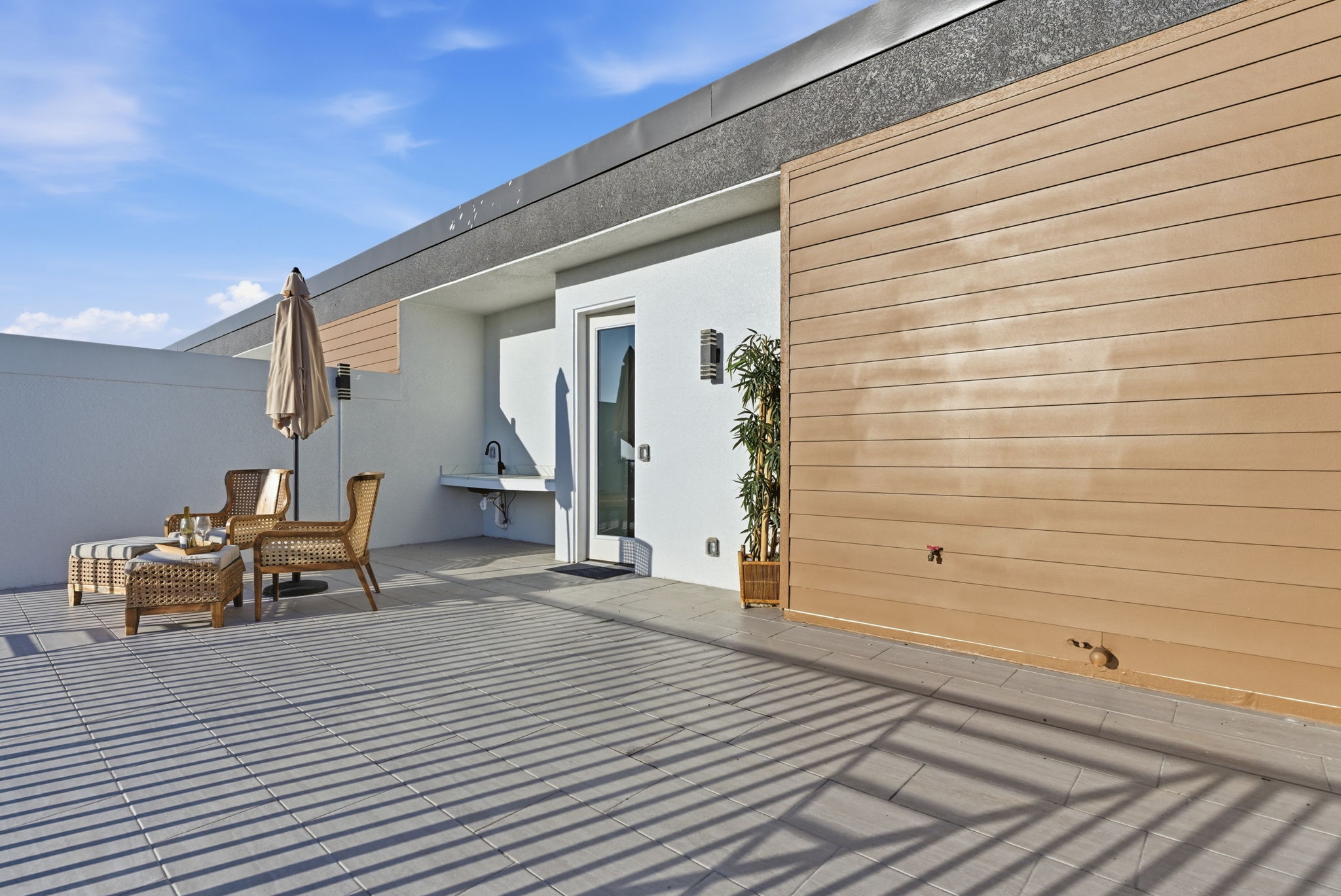 11605 1st St E # 6, Treasure Island, Florida, 33706, United States, 5 Bedrooms Bedrooms, ,4 BathroomsBathrooms,Residential,For Sale,11605 1st St E # 6,1423678