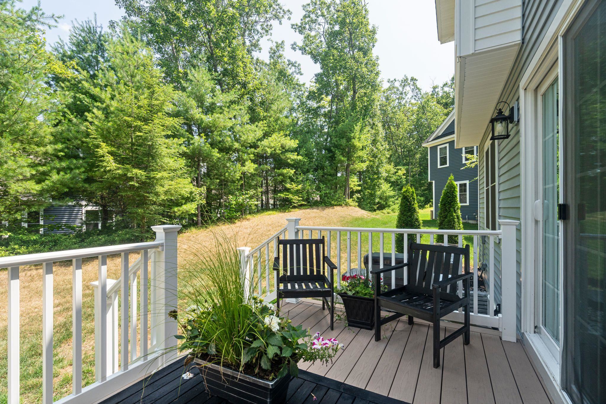 Manchester, New Hampshire, 03102, United States, 3 Bedrooms Bedrooms, ,2 BathroomsBathrooms,Residential,For Sale,1940953