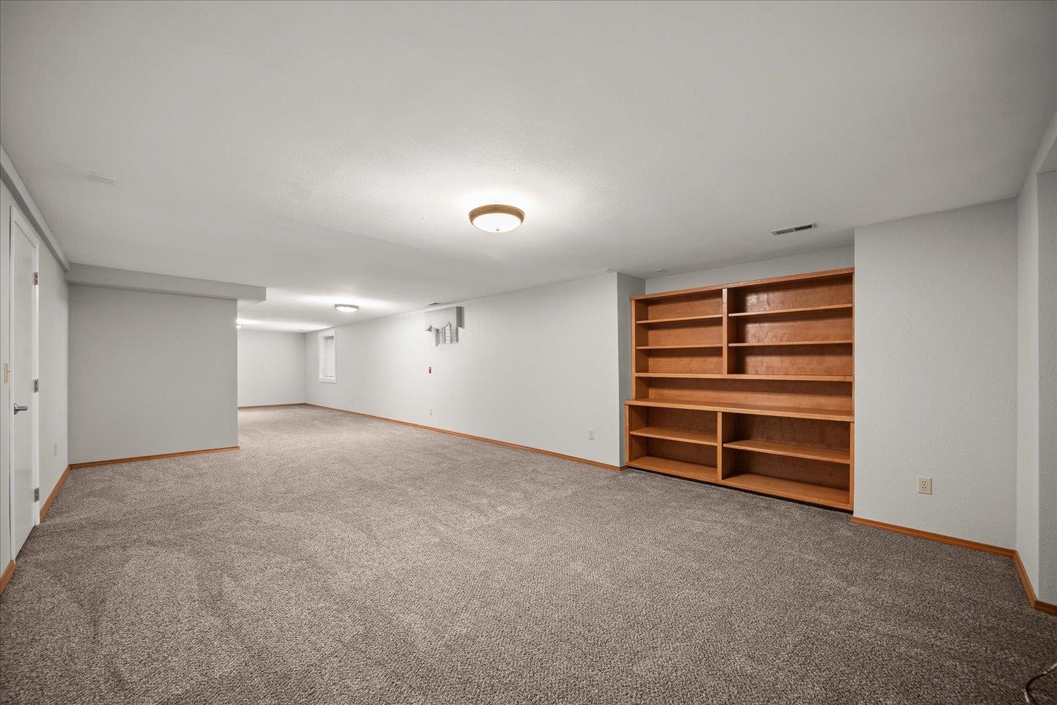 Spokane, Washington, 99203, United States, 3 Bedrooms Bedrooms, ,3 BathroomsBathrooms,Residential,For Sale,1978523