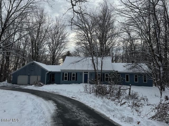 Rexford, New York, 12148, United States, 3 Bedrooms Bedrooms, ,3 BathroomsBathrooms,Residential,For Sale,2001928