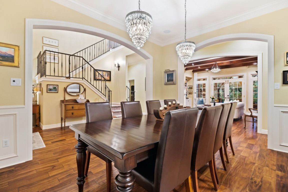 Austin, Texas, 78746, United States, 5 Bedrooms Bedrooms, ,5 BathroomsBathrooms,Residential,For Sale,1847430