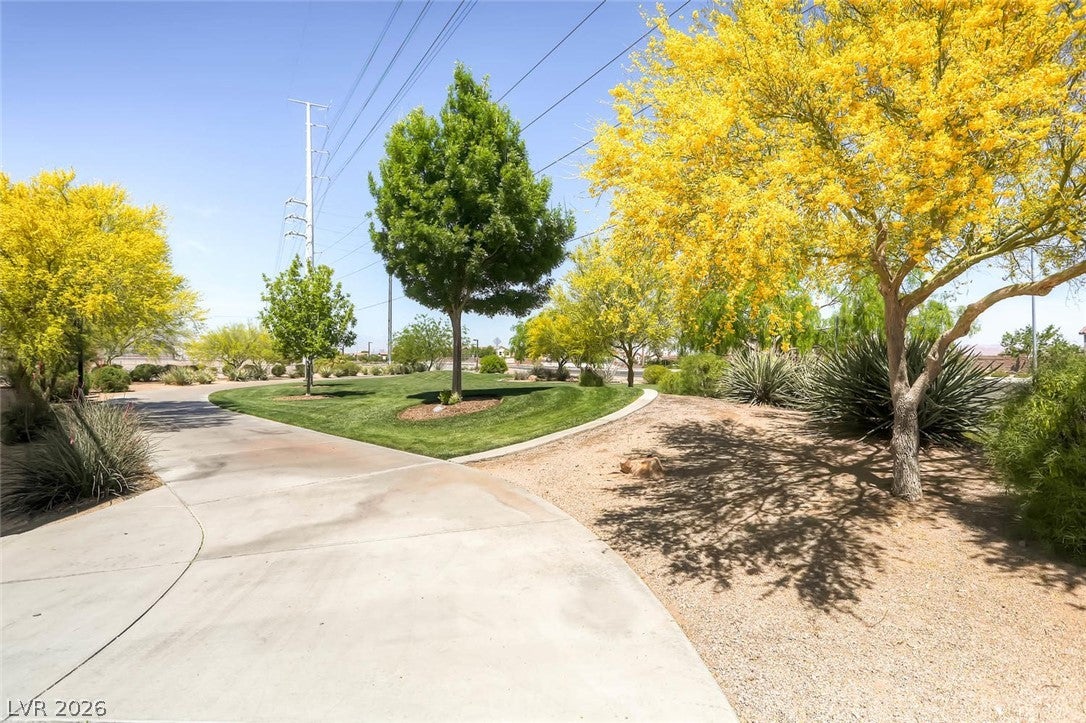 Henderson, Nevada, 89015, United States, 5 Bedrooms Bedrooms, ,2 BathroomsBathrooms,Residential,For Sale,1976773