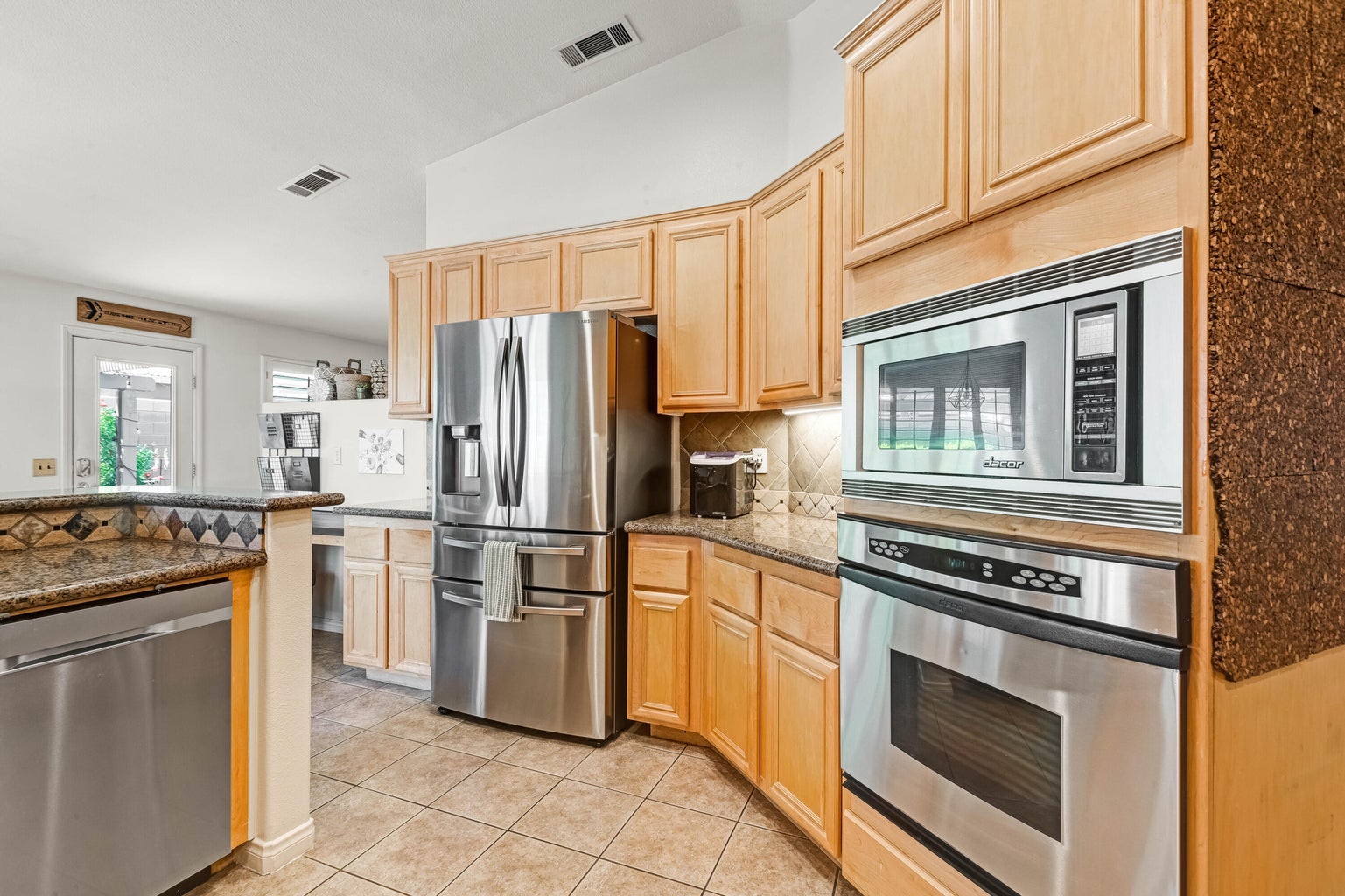 La Quinta, California, 92253, United States, 4 Bedrooms Bedrooms, ,2 BathroomsBathrooms,Residential,For Sale,1931637